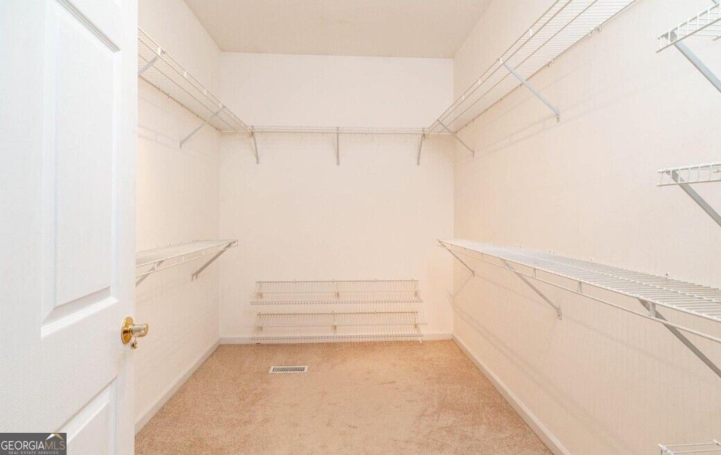 6582 Aquila Drive Property Photo 10