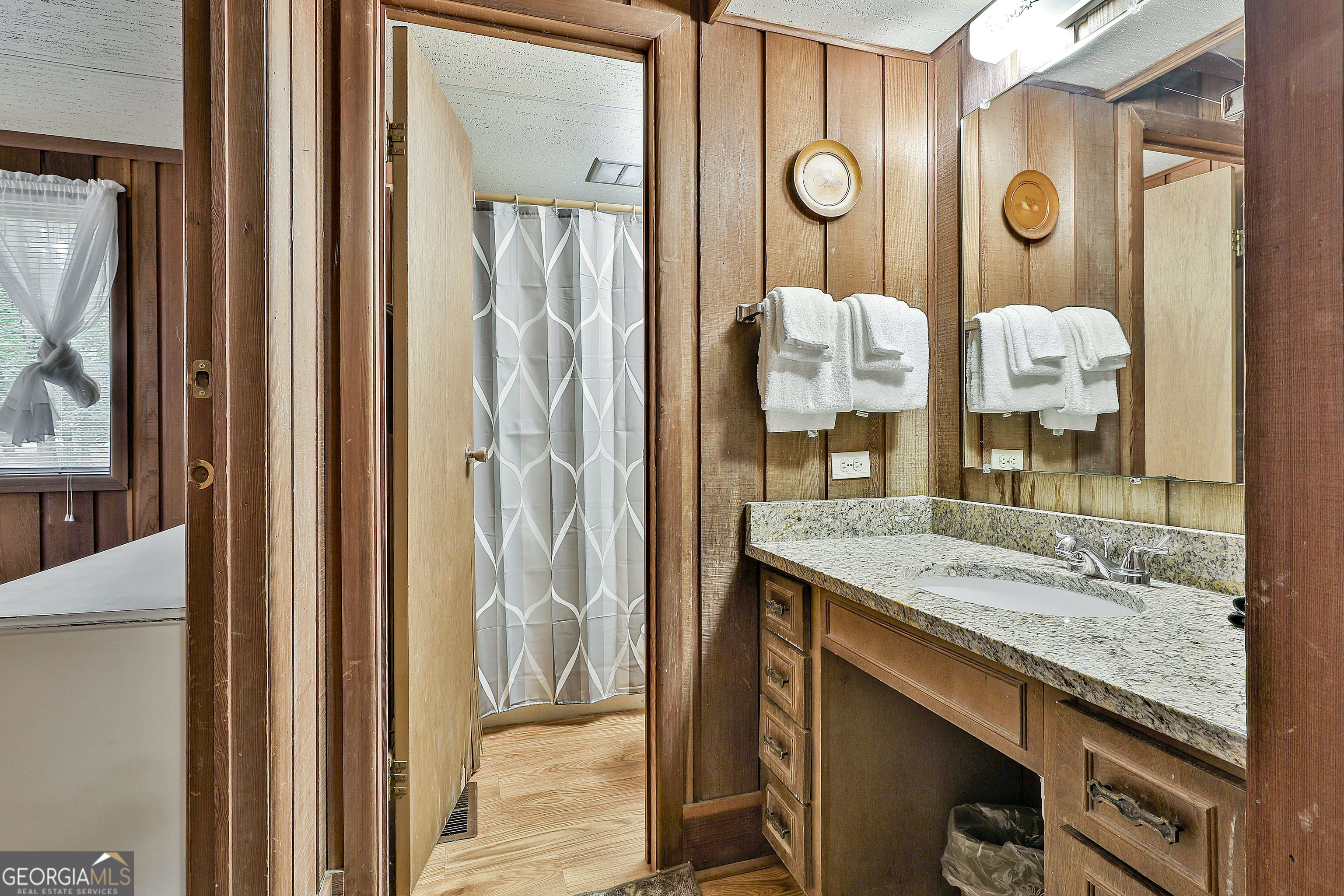 87 St. Moritz Drive Property Photo 14