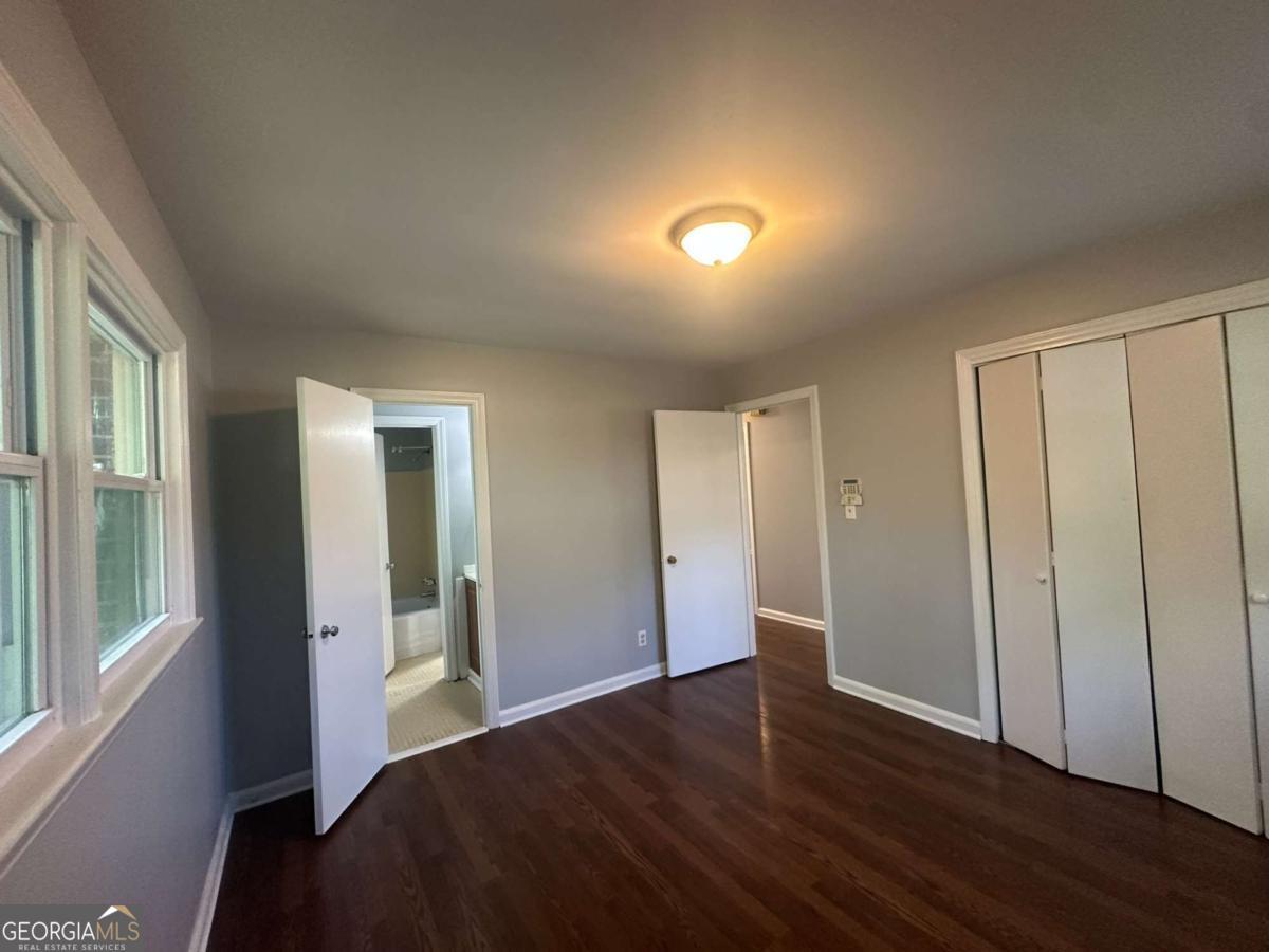 1809 Stratford Arms Drive Property Photo 12