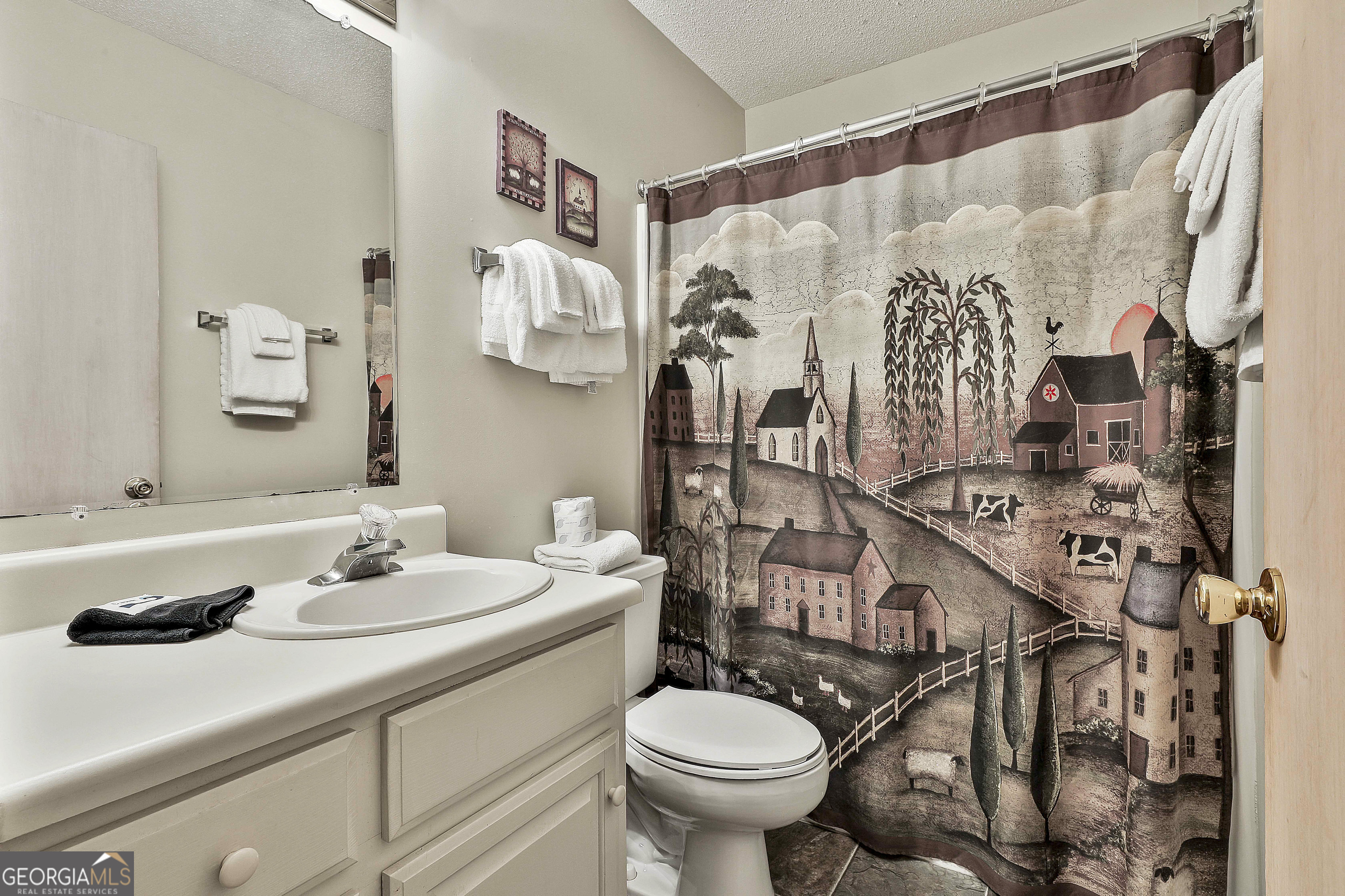 106 Chalet Circle Property Photo 16