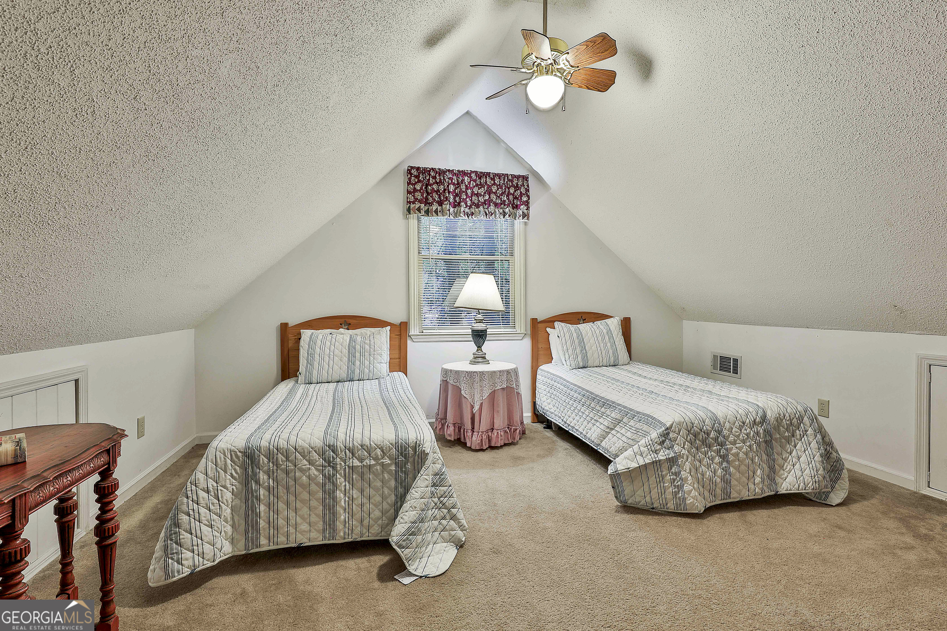 106 Chalet Circle Property Photo 19