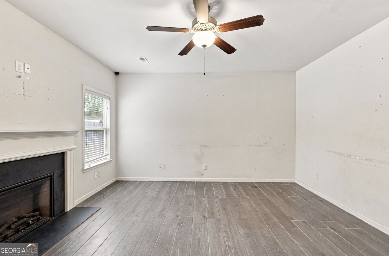 425 Cathedral Drive Property Photo 2