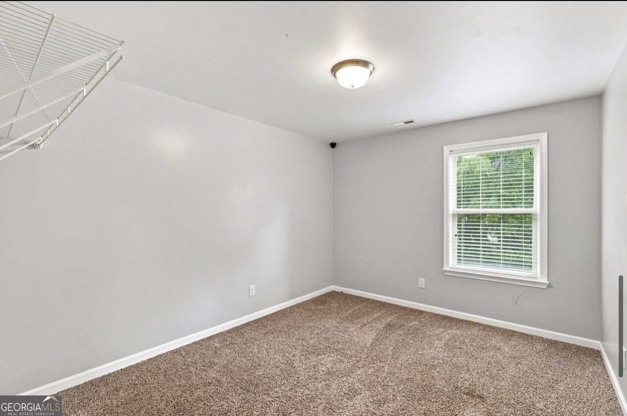 425 Cathedral Drive Property Photo 17