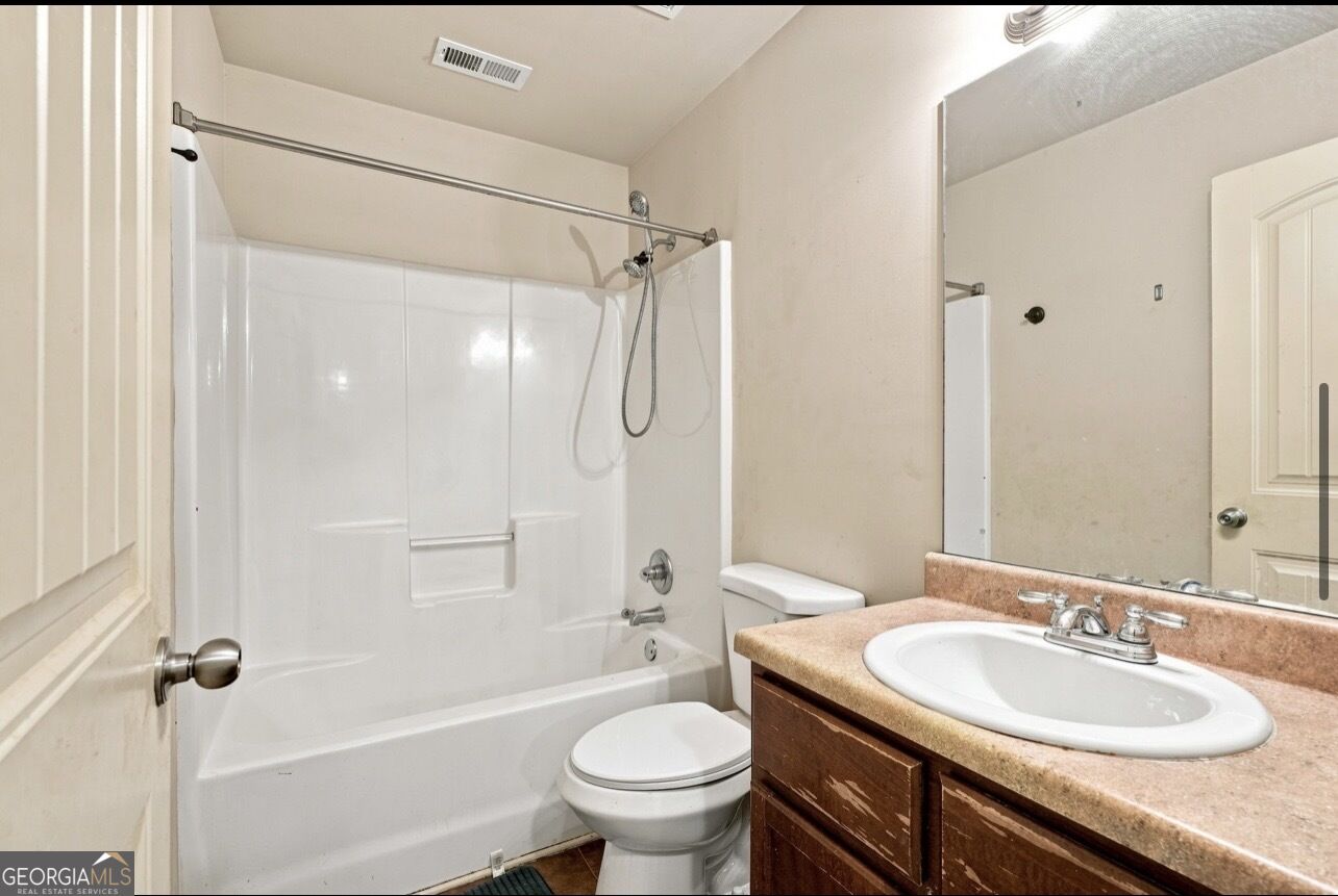 425 Cathedral Drive Property Photo 19