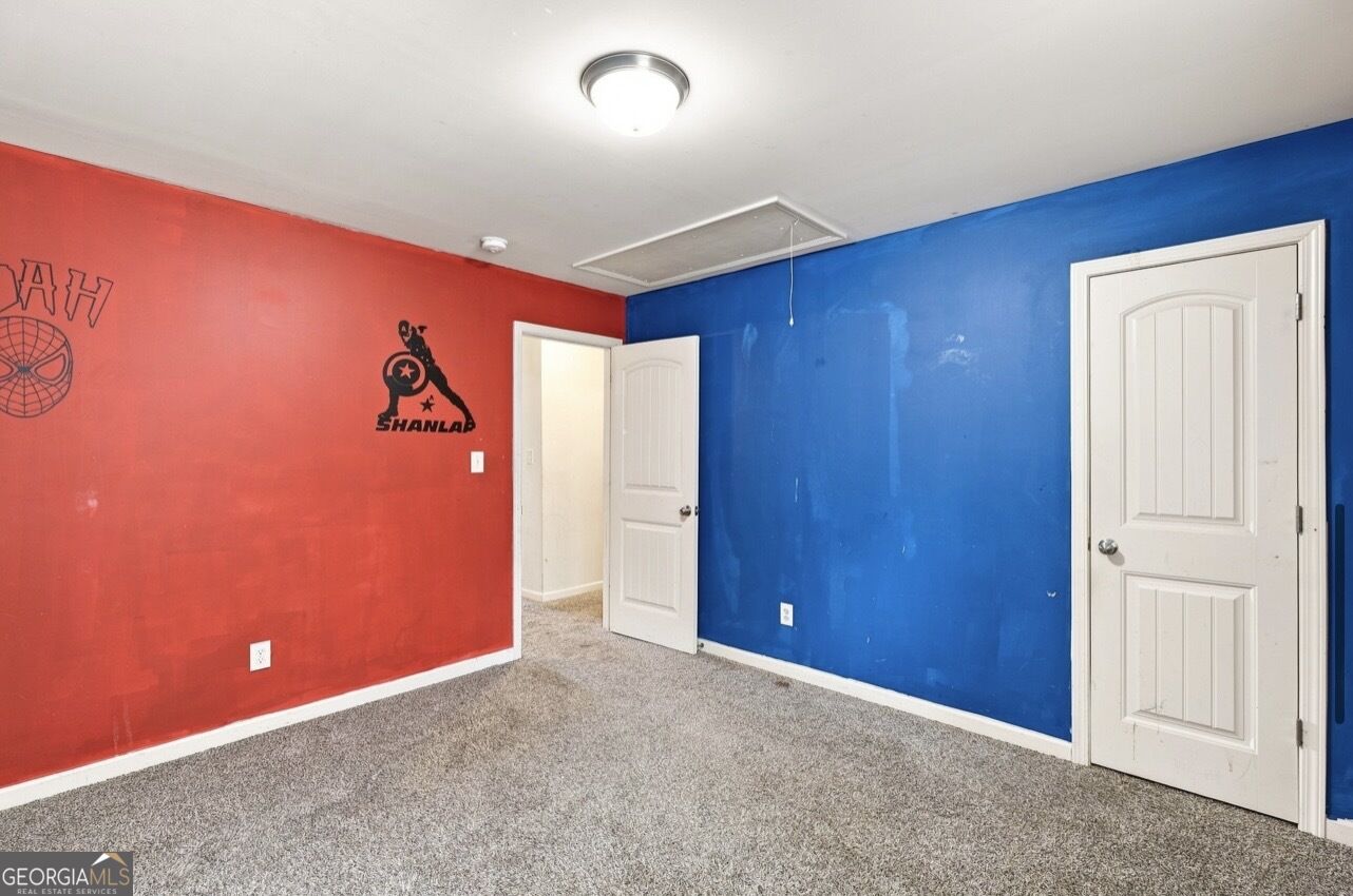 425 Cathedral Drive Property Photo 20