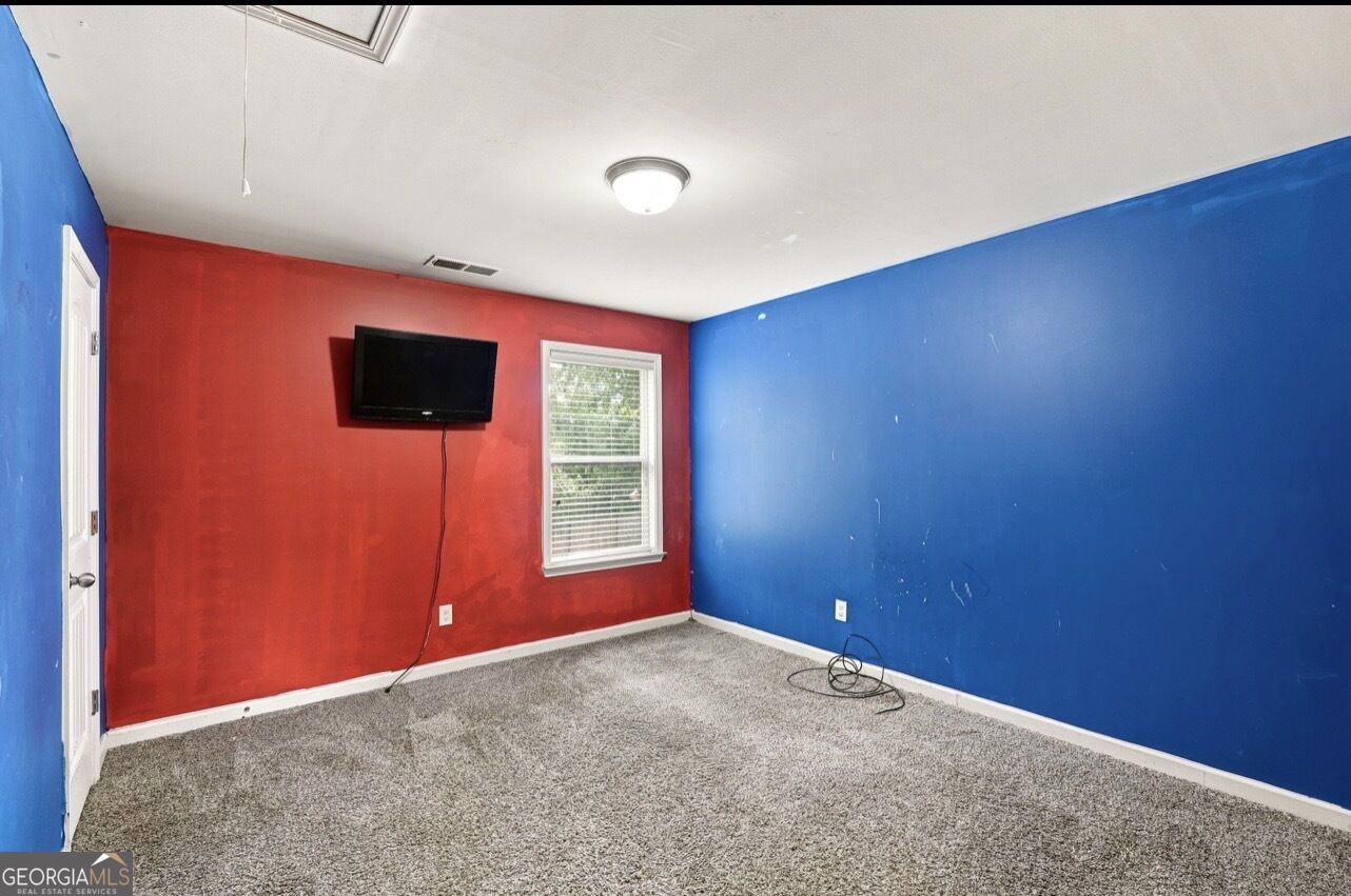 425 Cathedral Drive Property Photo 21