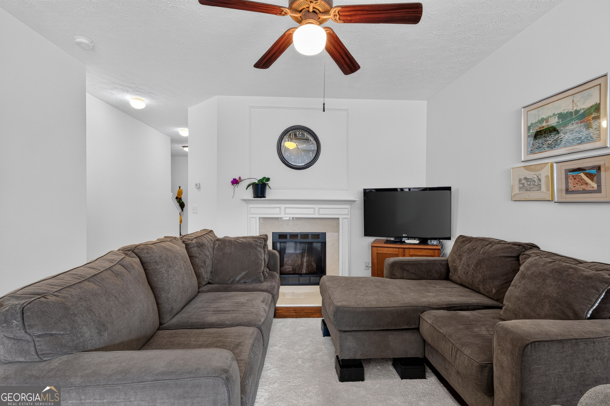 6647 Splashwater Drive Property Photo 7