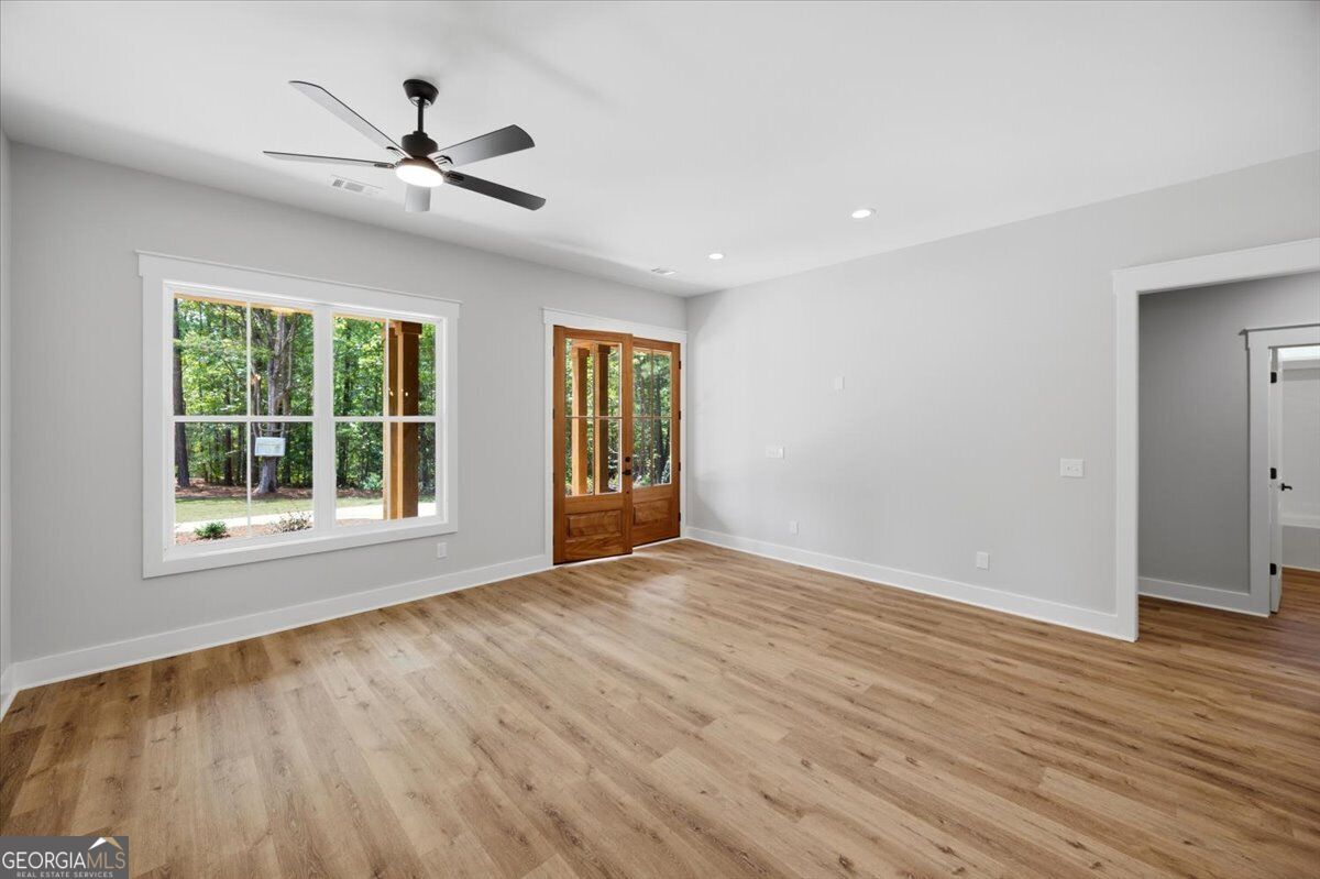 1273 English Road Property Photo 6