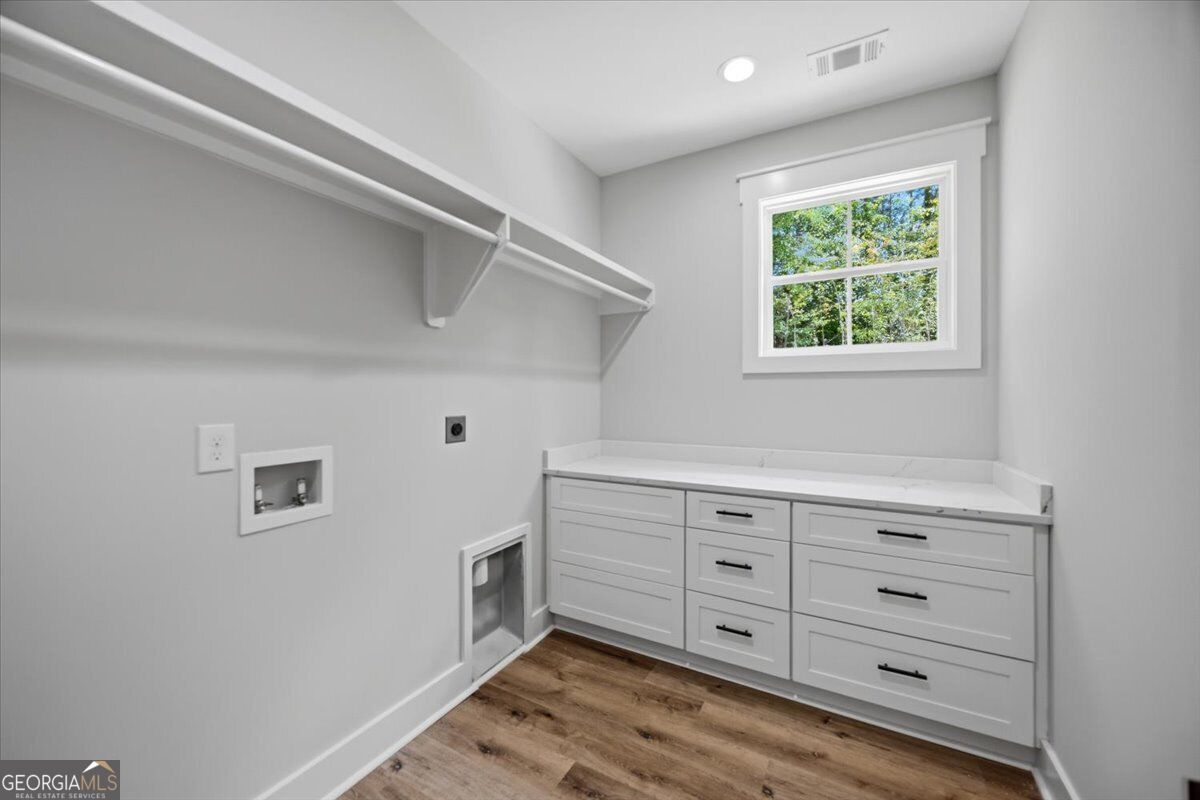 1273 English Road Property Photo 22