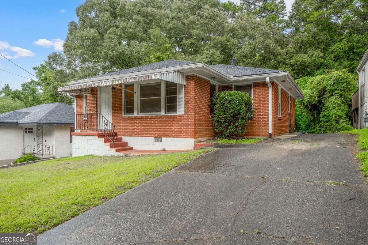 847 Gertrude Place NW Property Photo 1