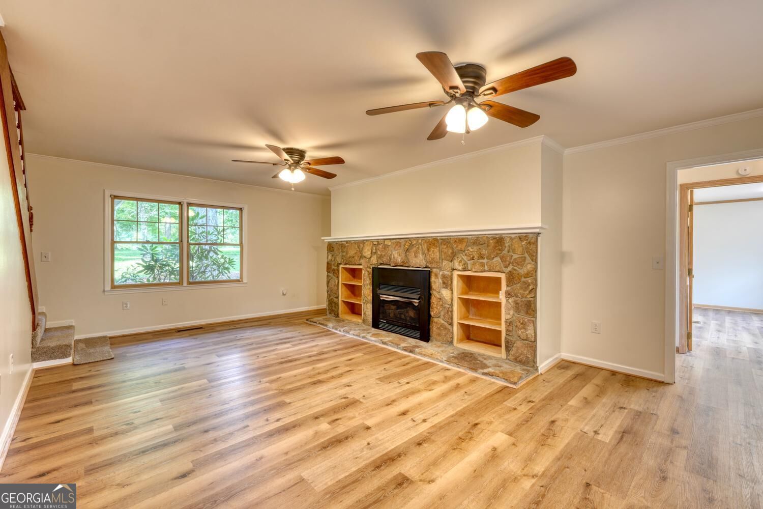 151 Sharp Top Circle Property Photo 5