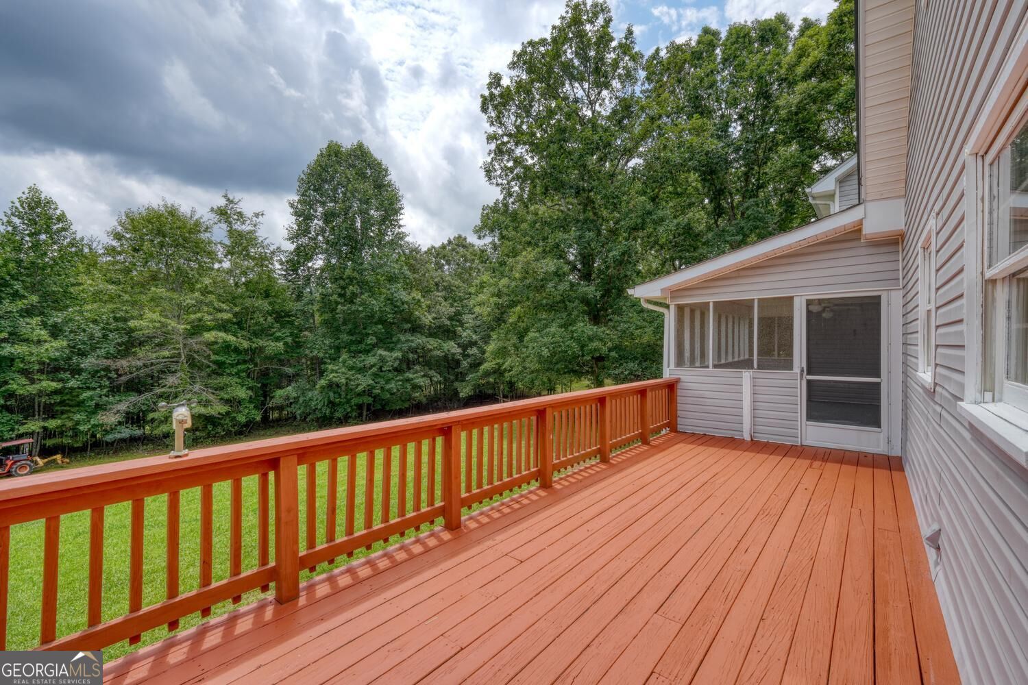 151 Sharp Top Circle Property Photo 7