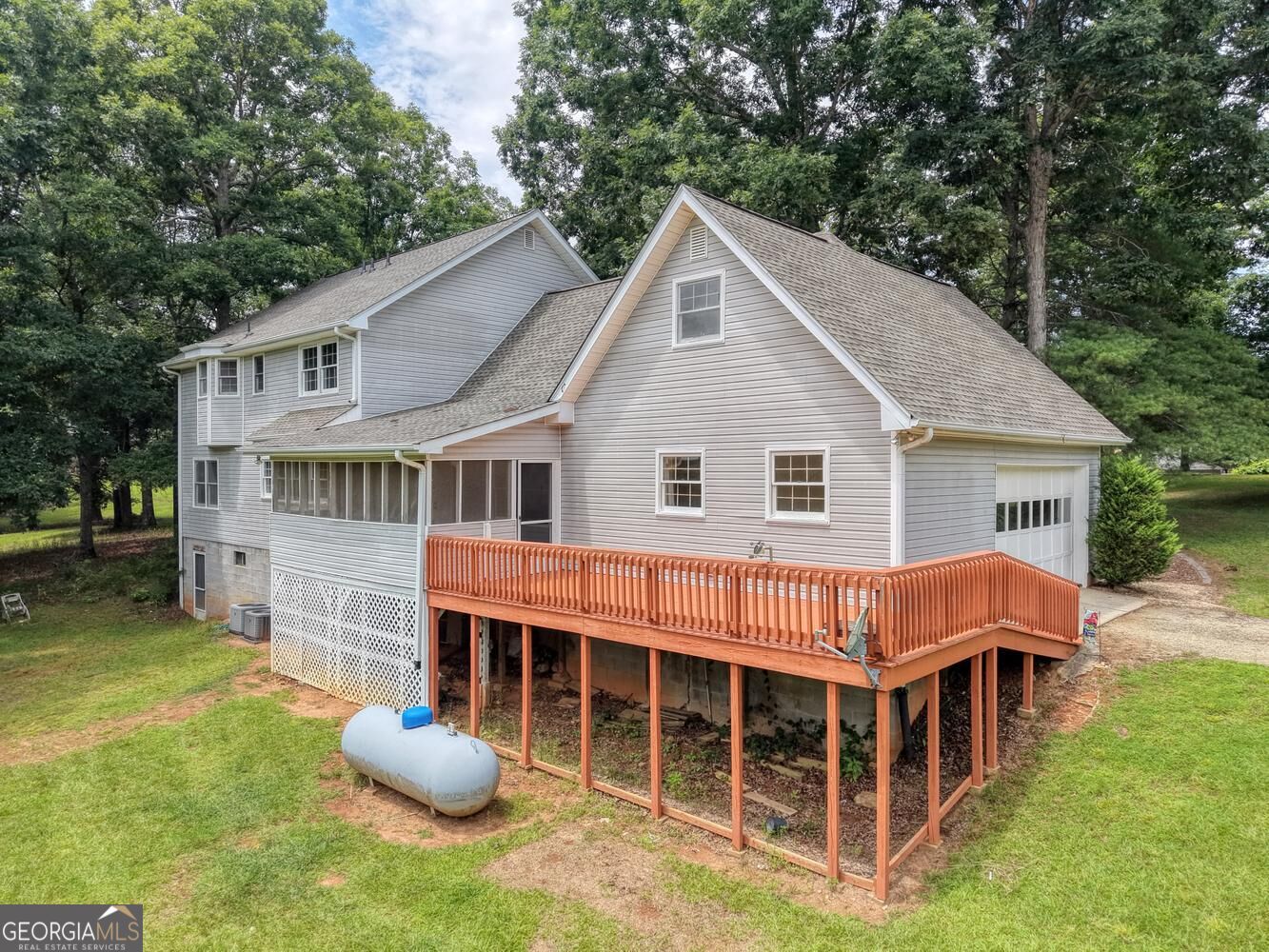 151 Sharp Top Circle Property Photo 11