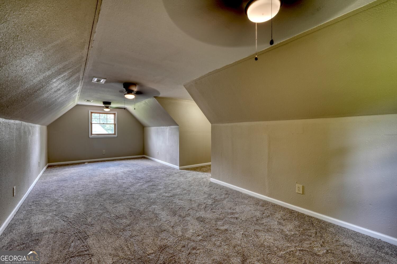 151 Sharp Top Circle Property Photo 35