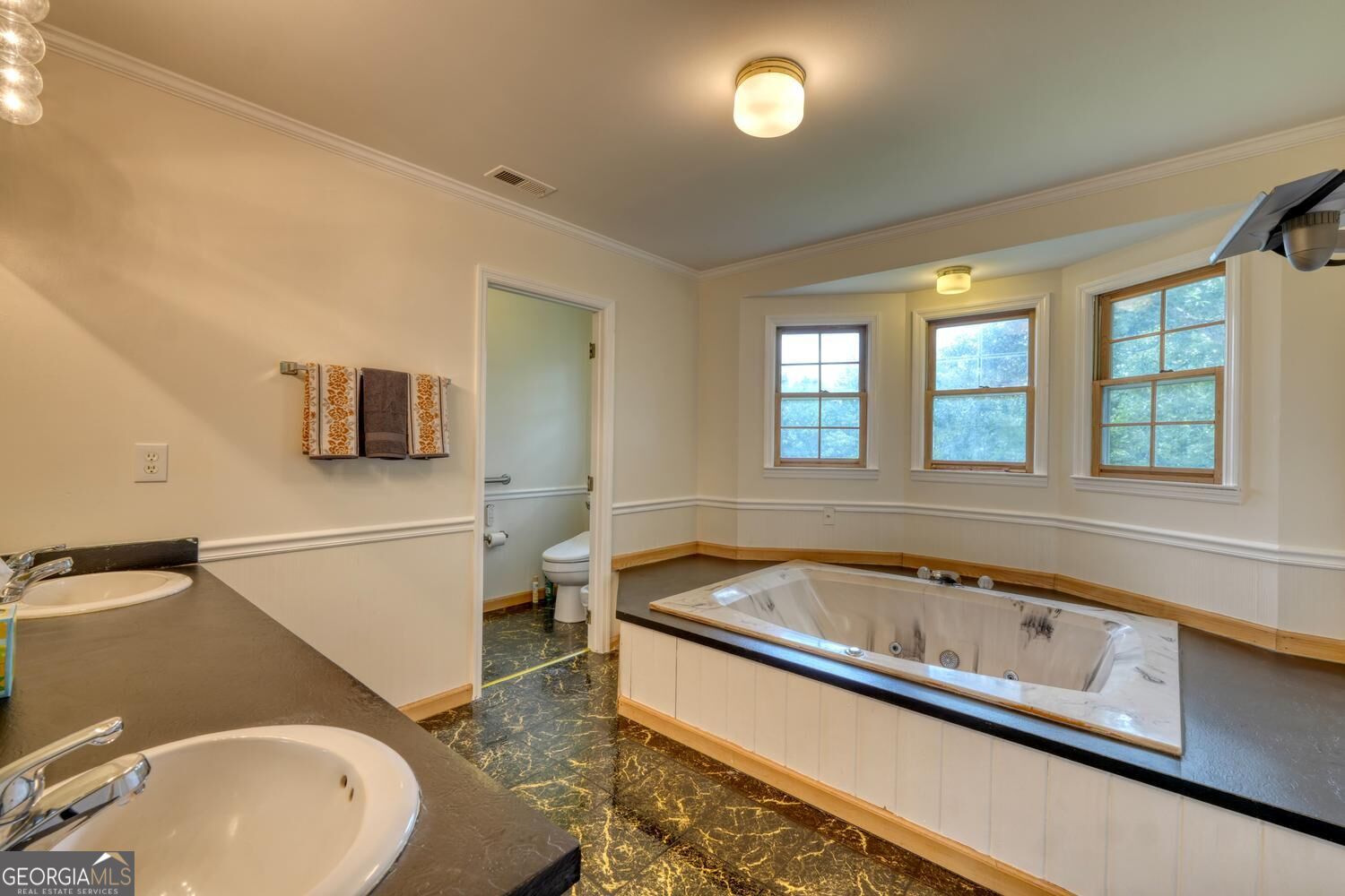 151 Sharp Top Circle Property Photo 44