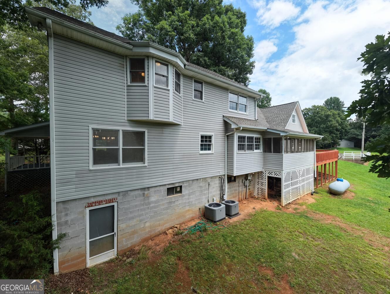151 Sharp Top Circle Property Photo 52