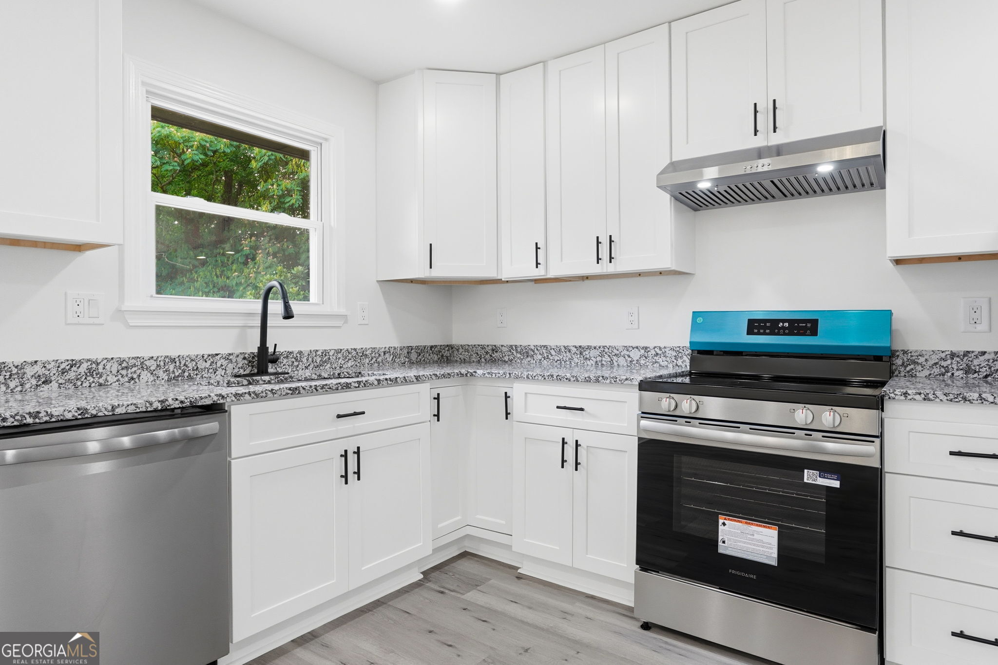 5827 Christopher Lane Property Photo 17