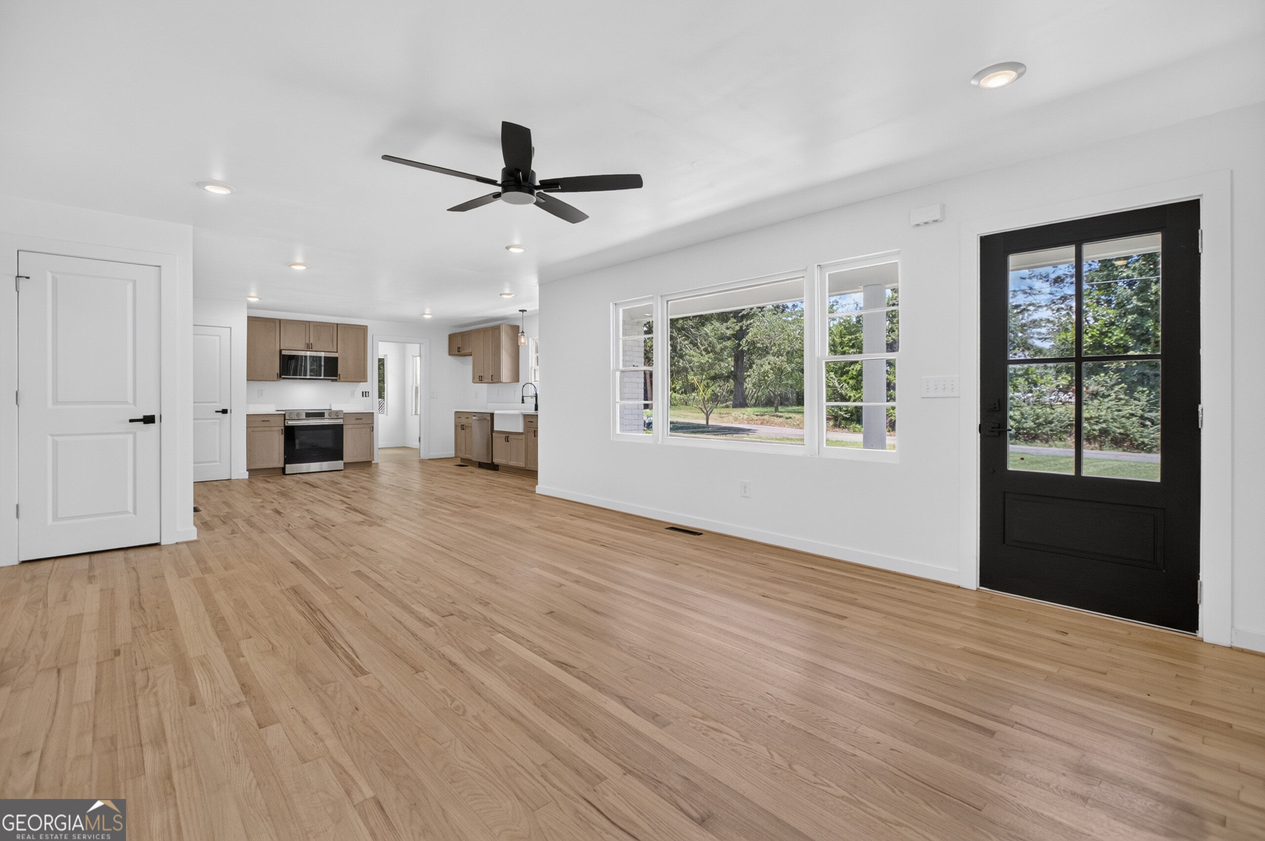 501 Mcspadden Circle Property Photo 6