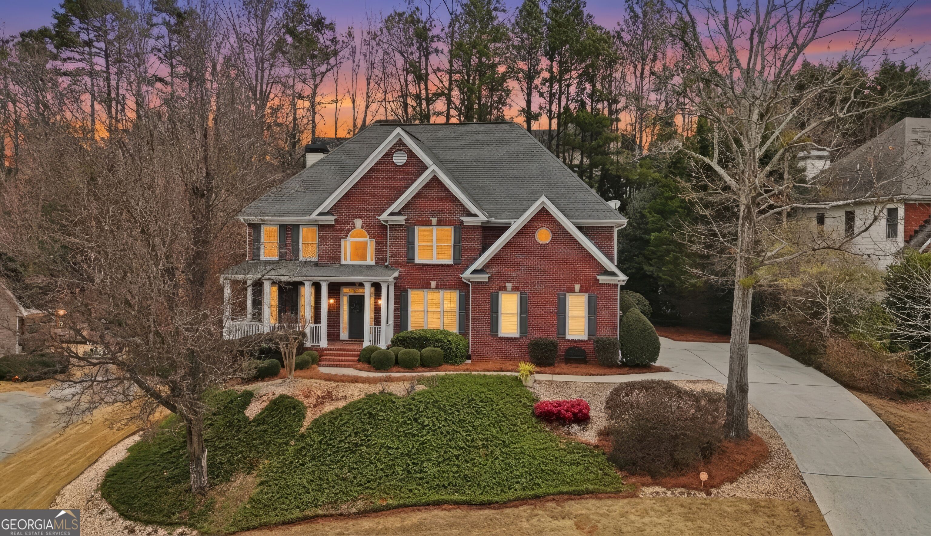 2570 Wood Creek Court Property Photo 2