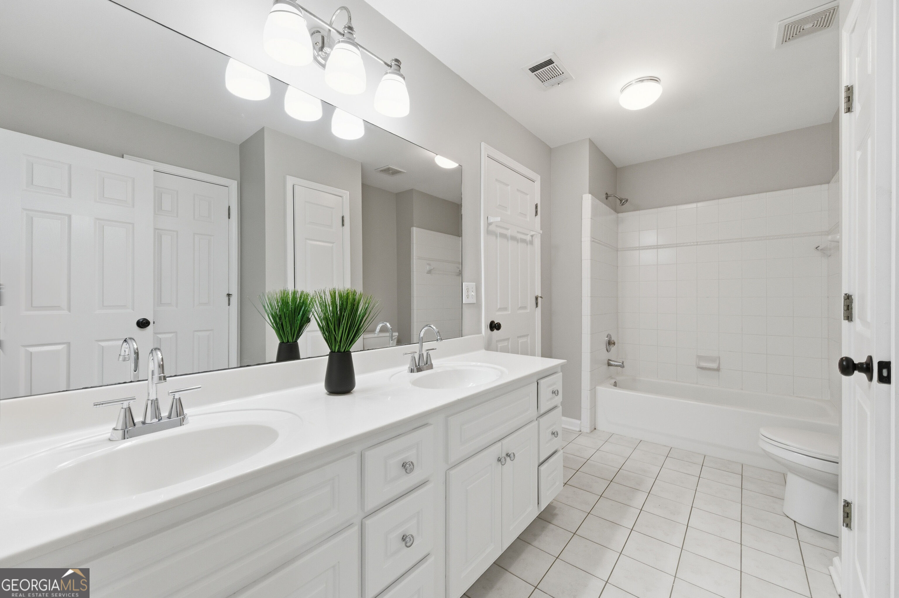 2570 Wood Creek Court Property Photo 36