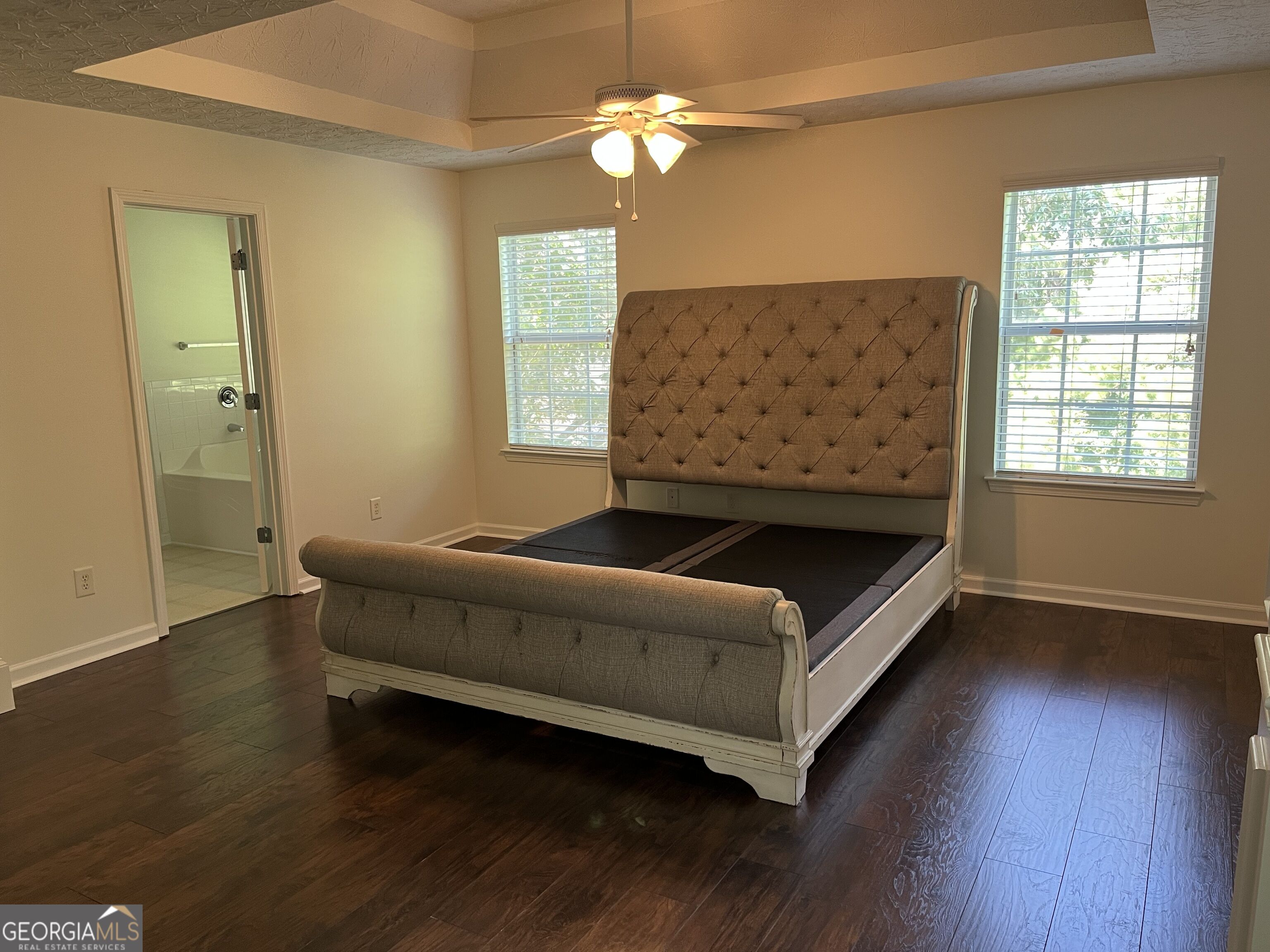 10 New York Avenue Property Photo 13