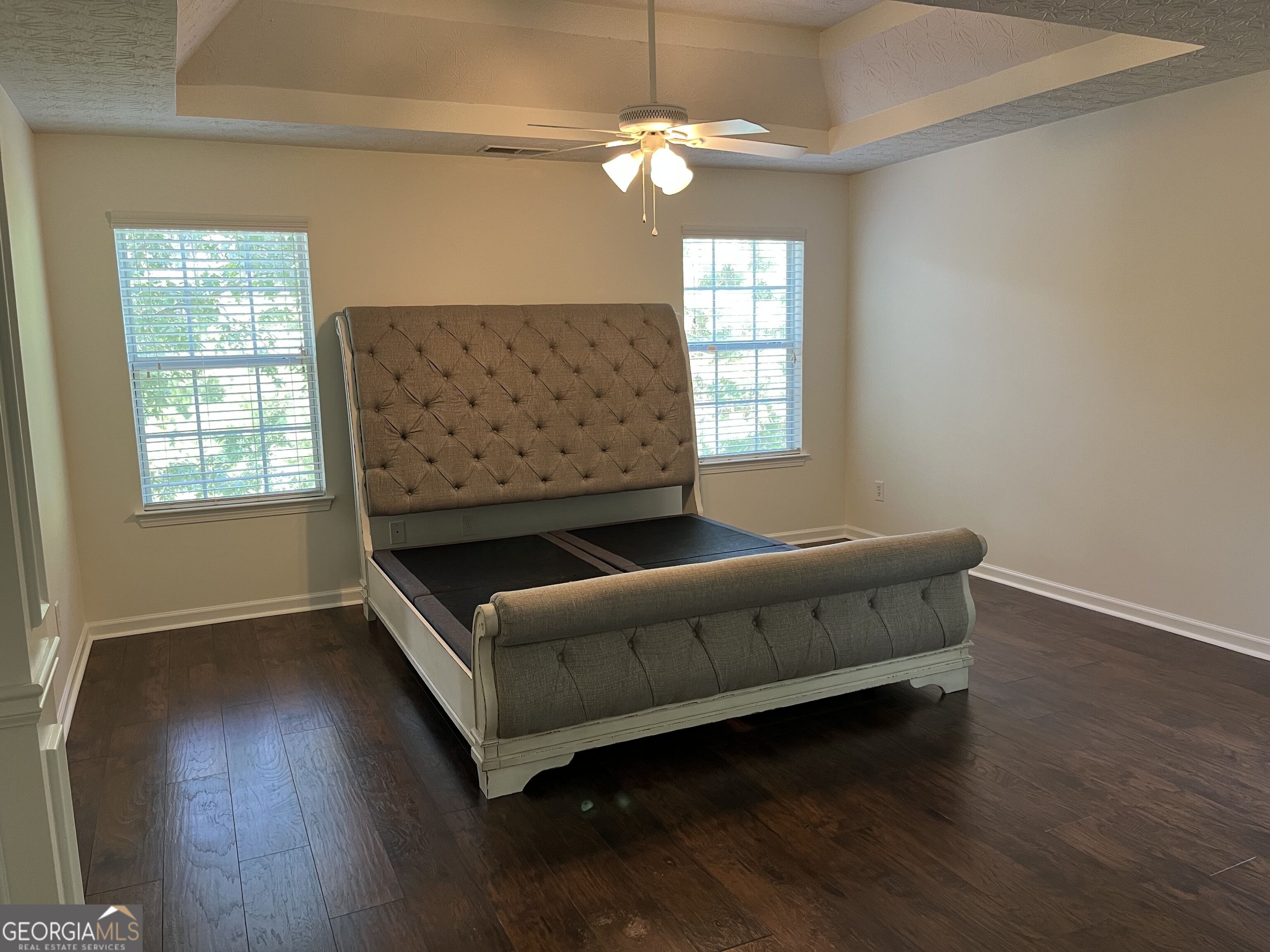 10 New York Avenue Property Photo 14
