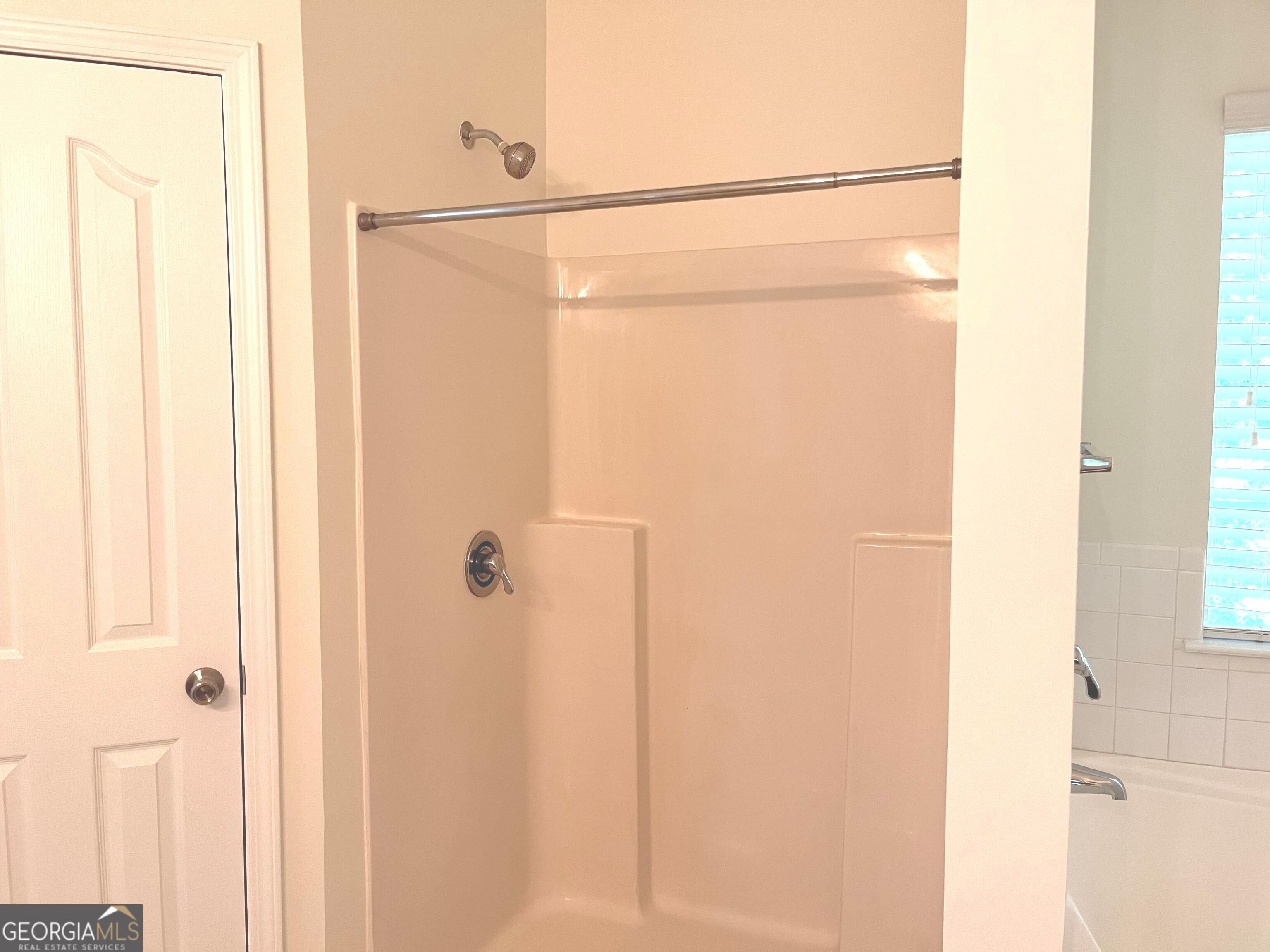 10 New York Avenue Property Photo 18