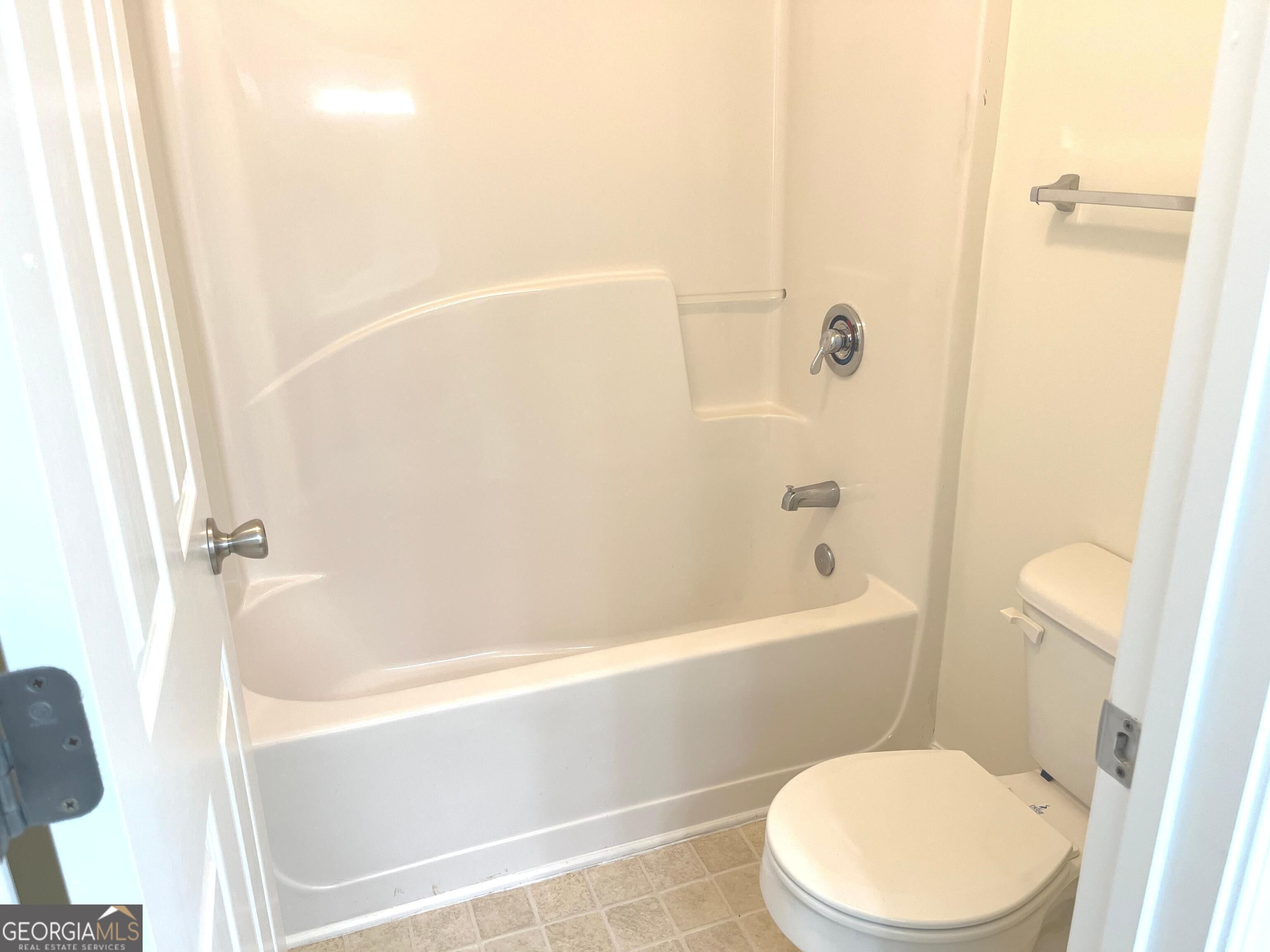 10 New York Avenue Property Photo 23