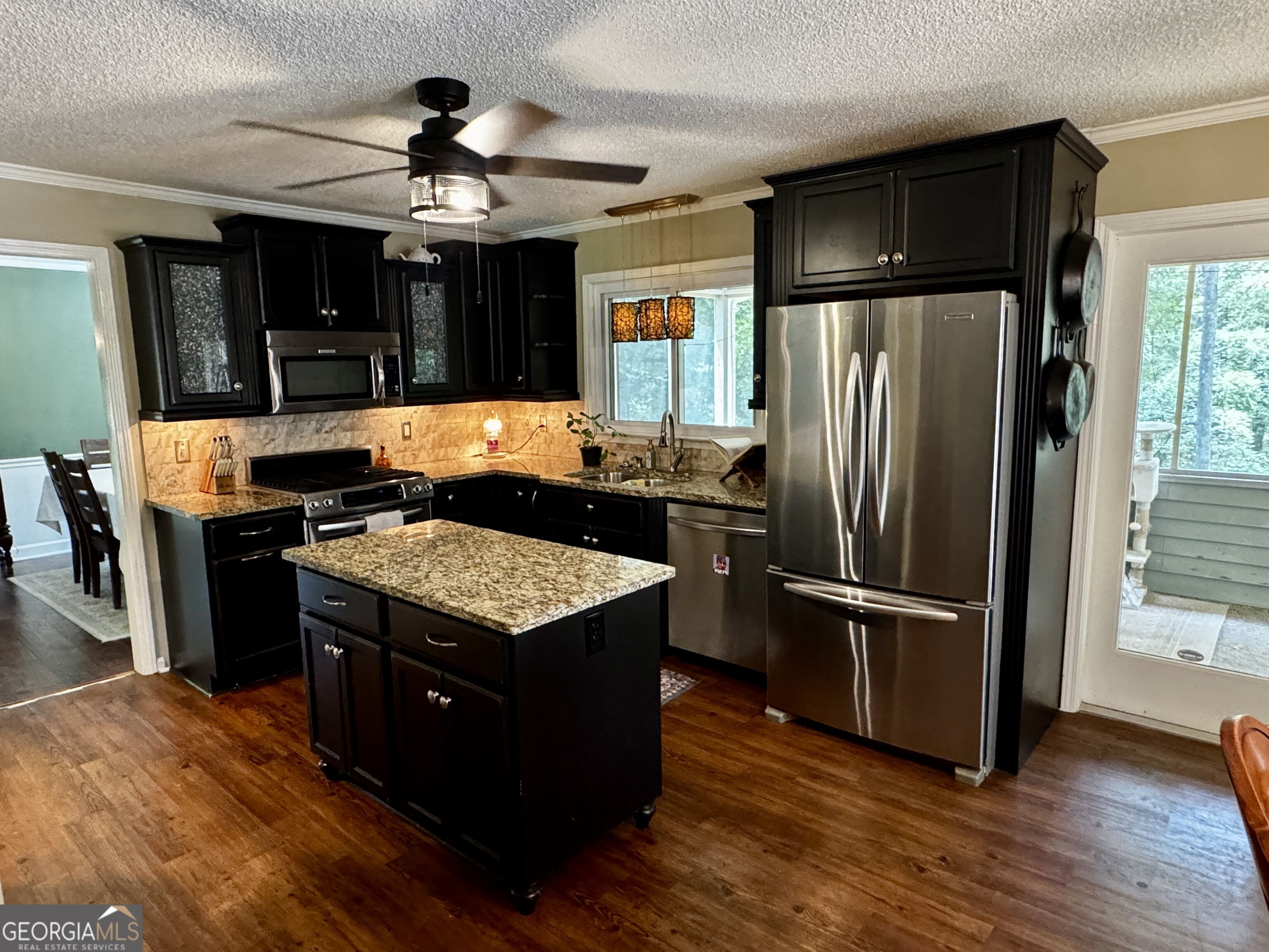 1248 Craddock Way Property Photo 5
