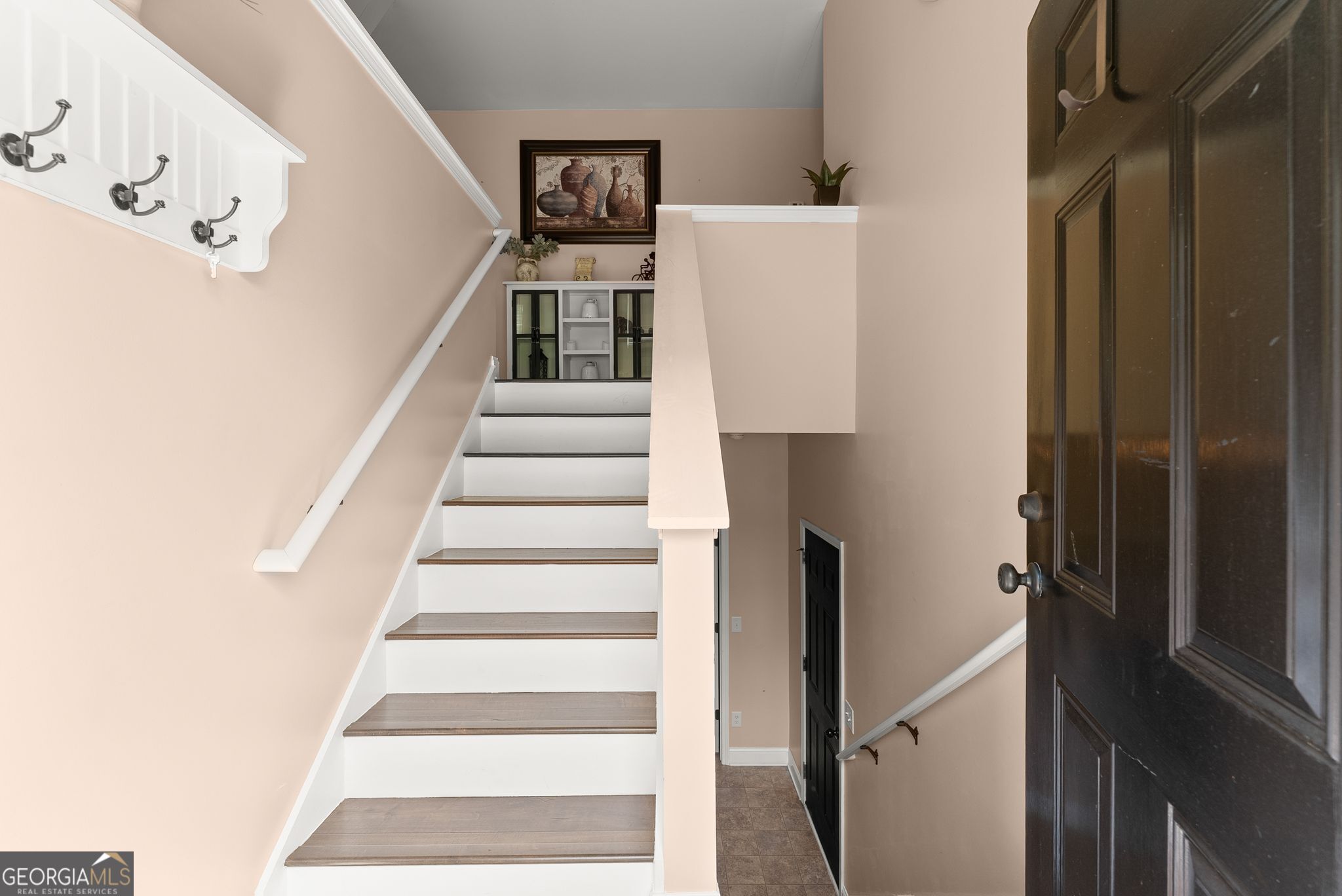 2786 Summer Creek Drive Property Photo 6