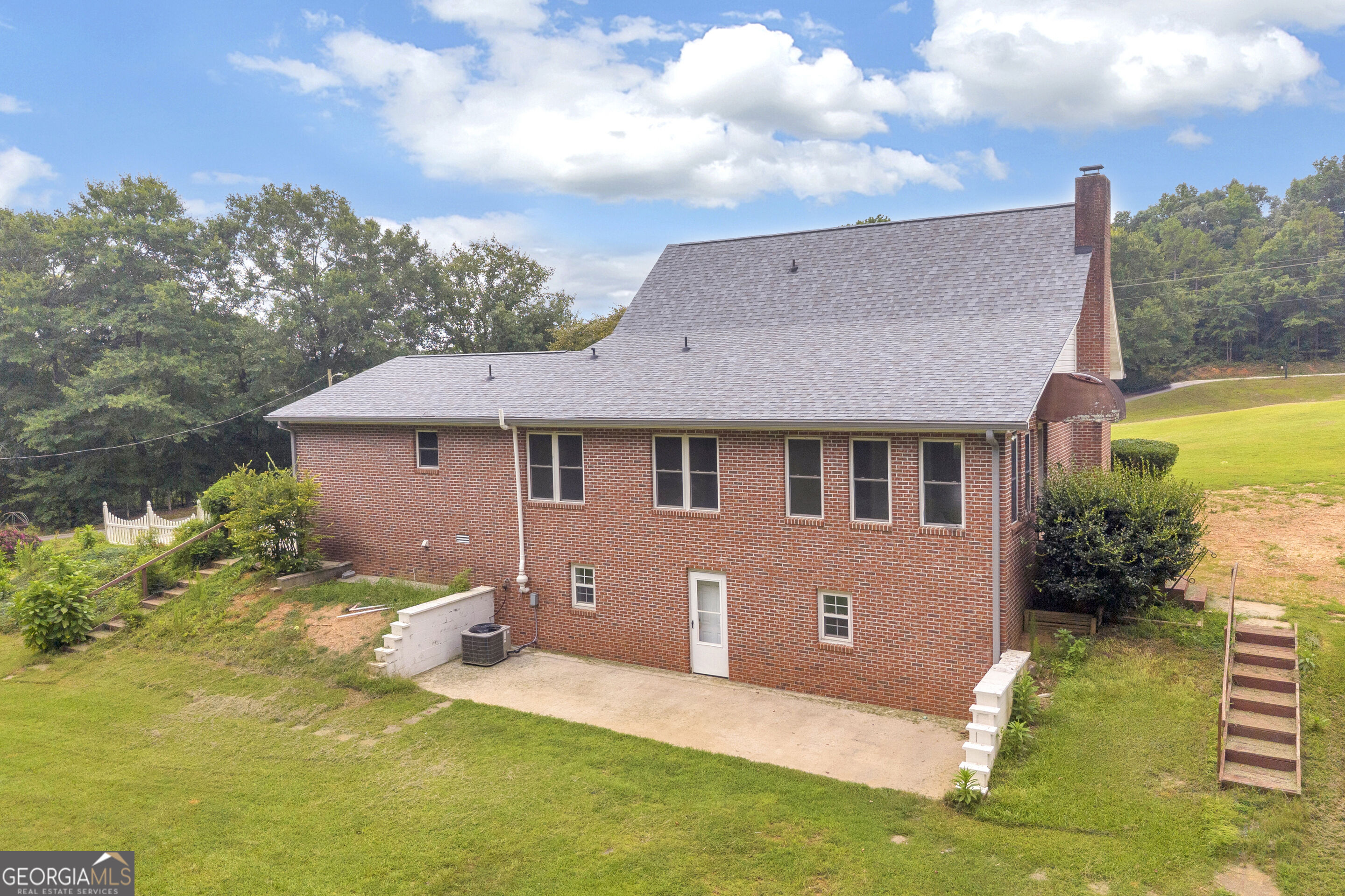 3272 Horace Road Property Photo 4
