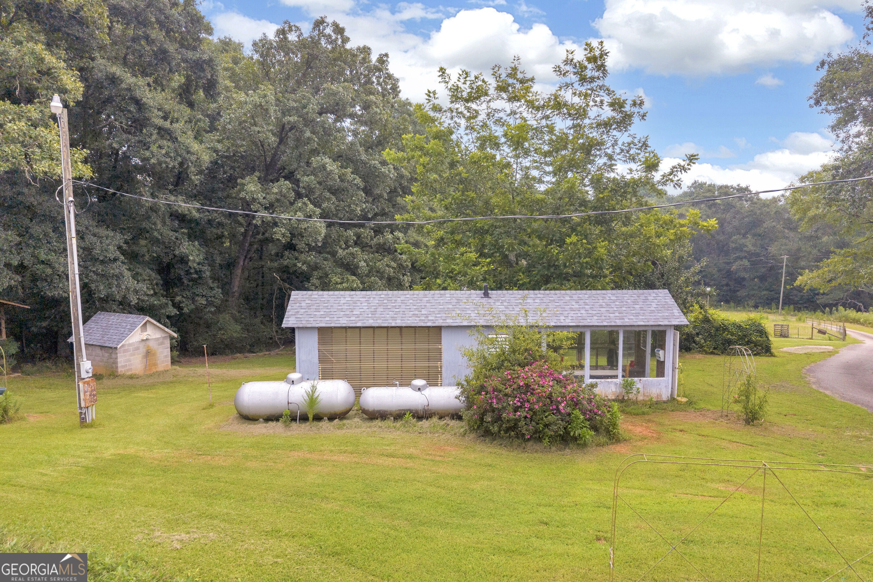 3272 Horace Road Property Photo 5