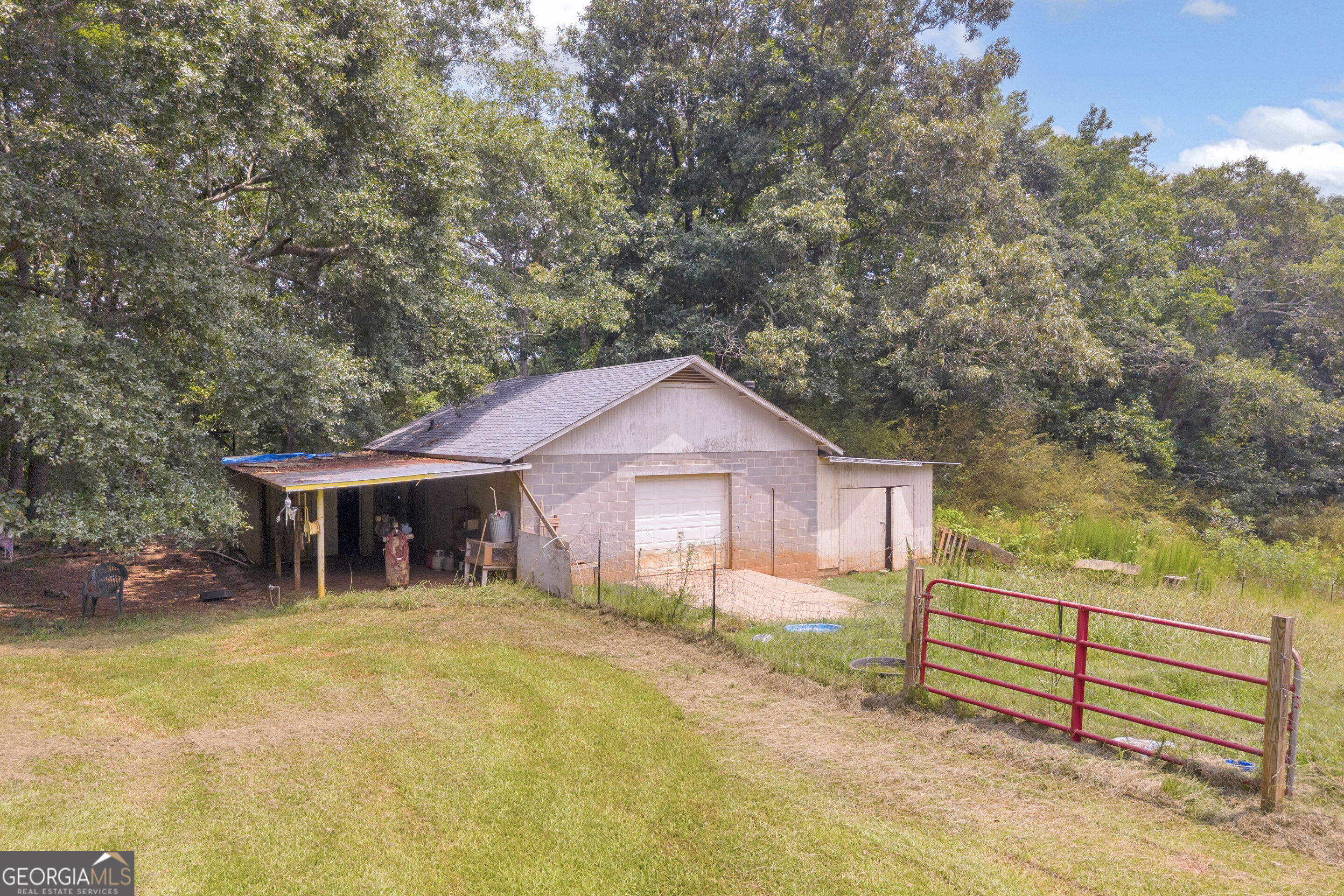 3272 Horace Road Property Photo 6