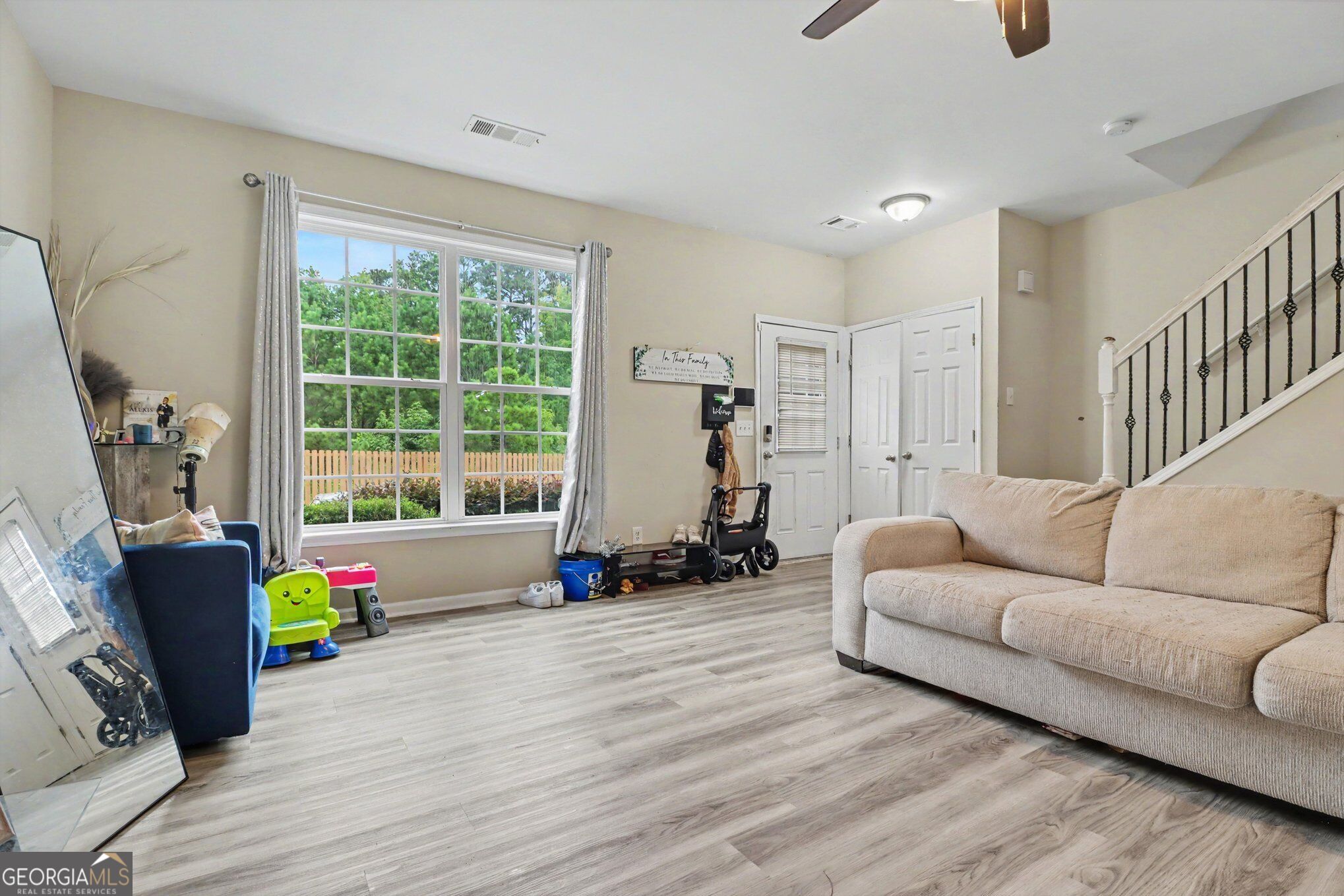 2795 Deerwood Lane Sw Property Photo 3