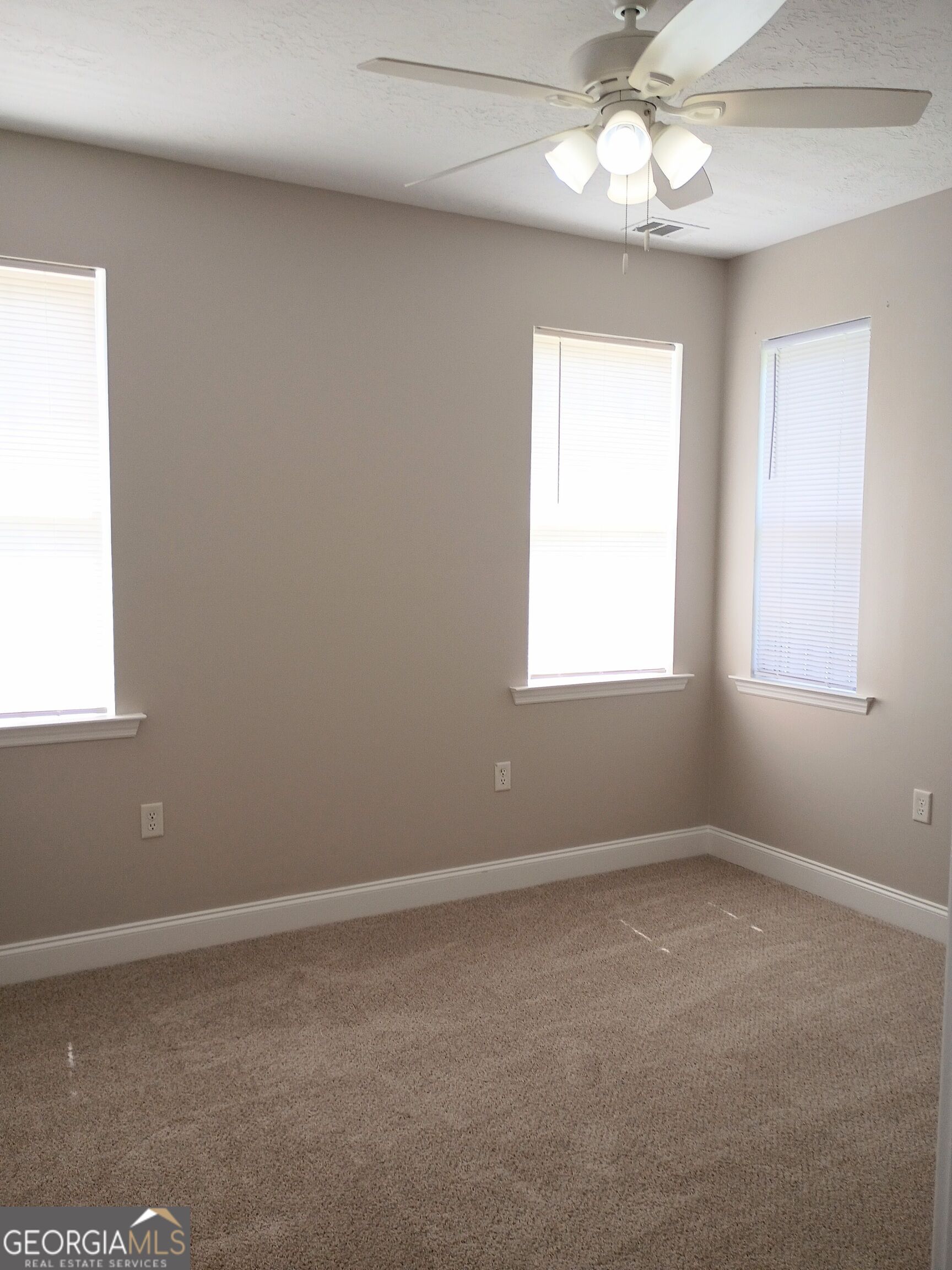 814 11th Street Property Photo 11