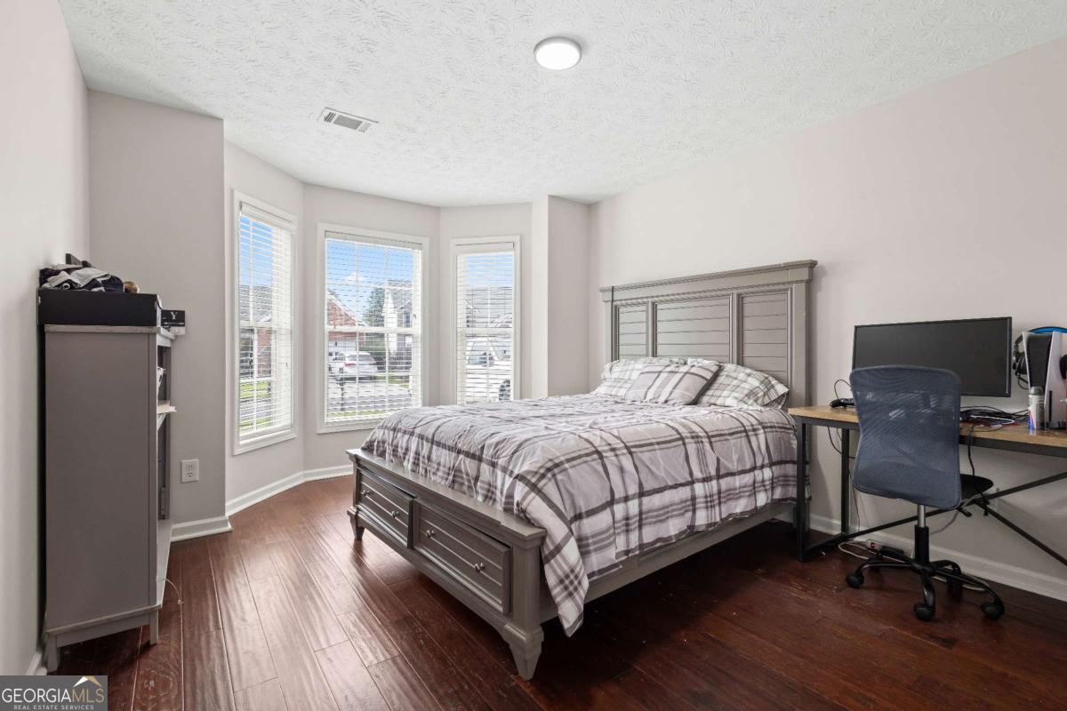 1408 Dulwich Court Property Photo 32