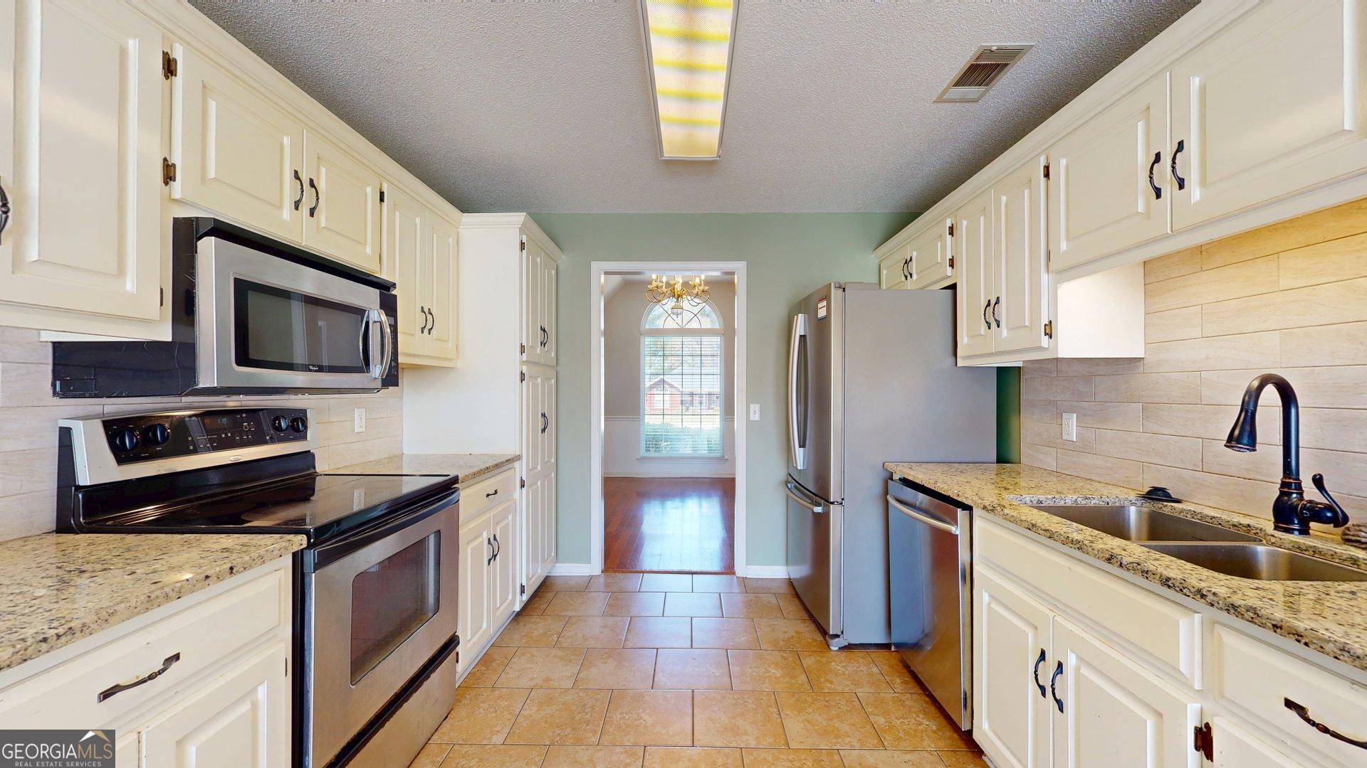 1128 Bartlett Drive Property Photo 6