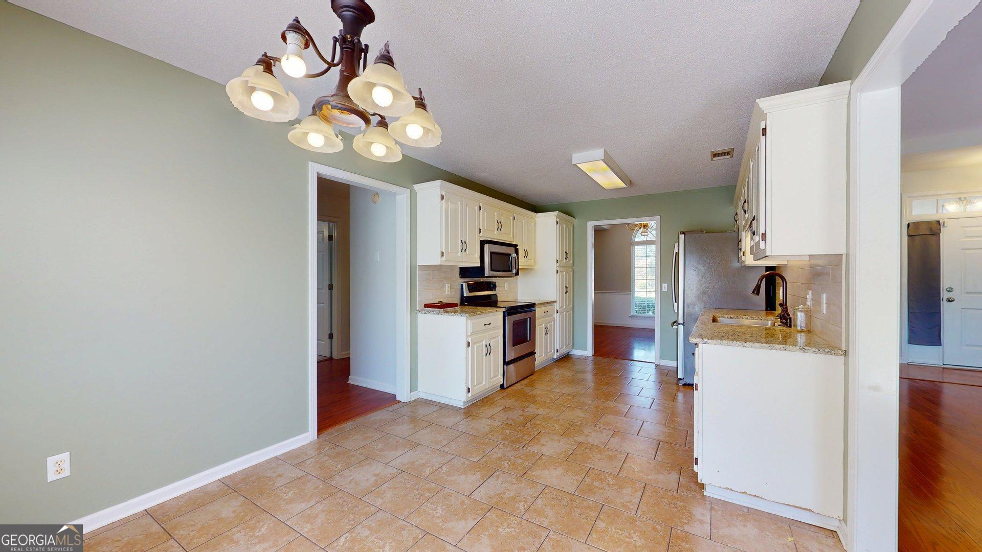 1128 Bartlett Drive Property Photo 9