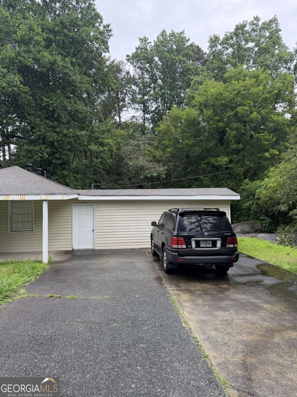 2580 Burnt Hickory Road NW Property Photo 1