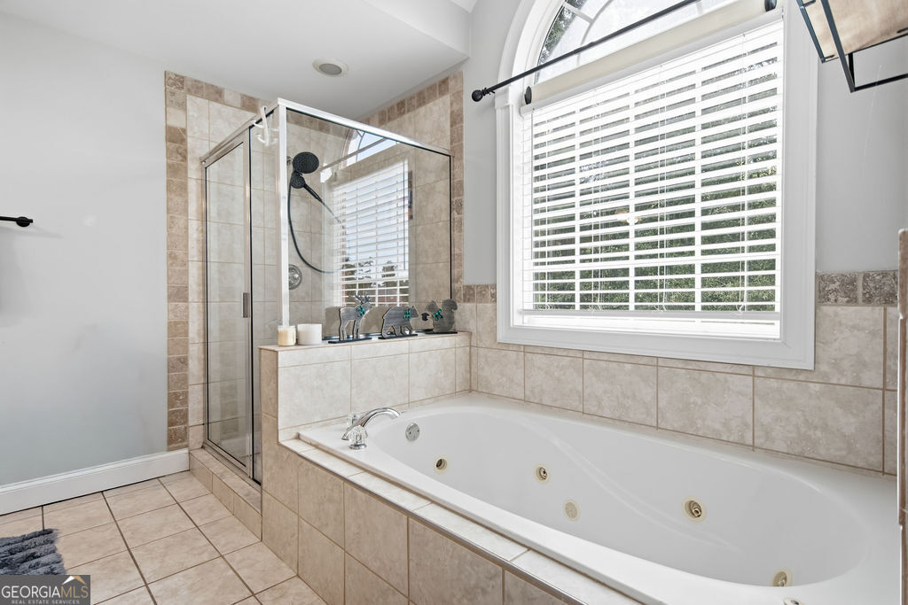 10 Toscanno Drive Property Photo 23