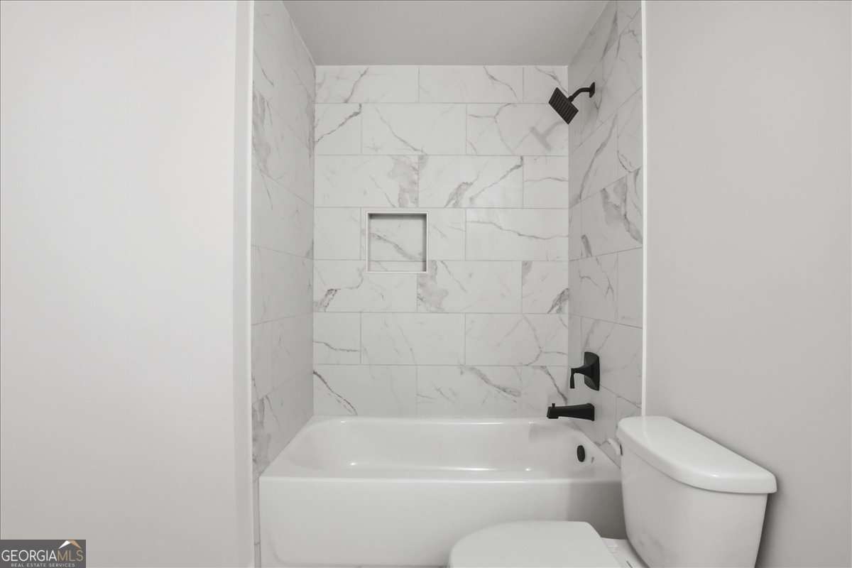 1503 Reserve Glen Drive Property Photo 51