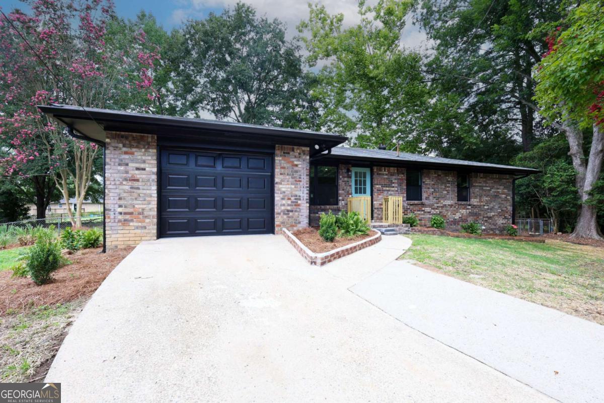 2391 Prestige Valley Court Property Photo 1