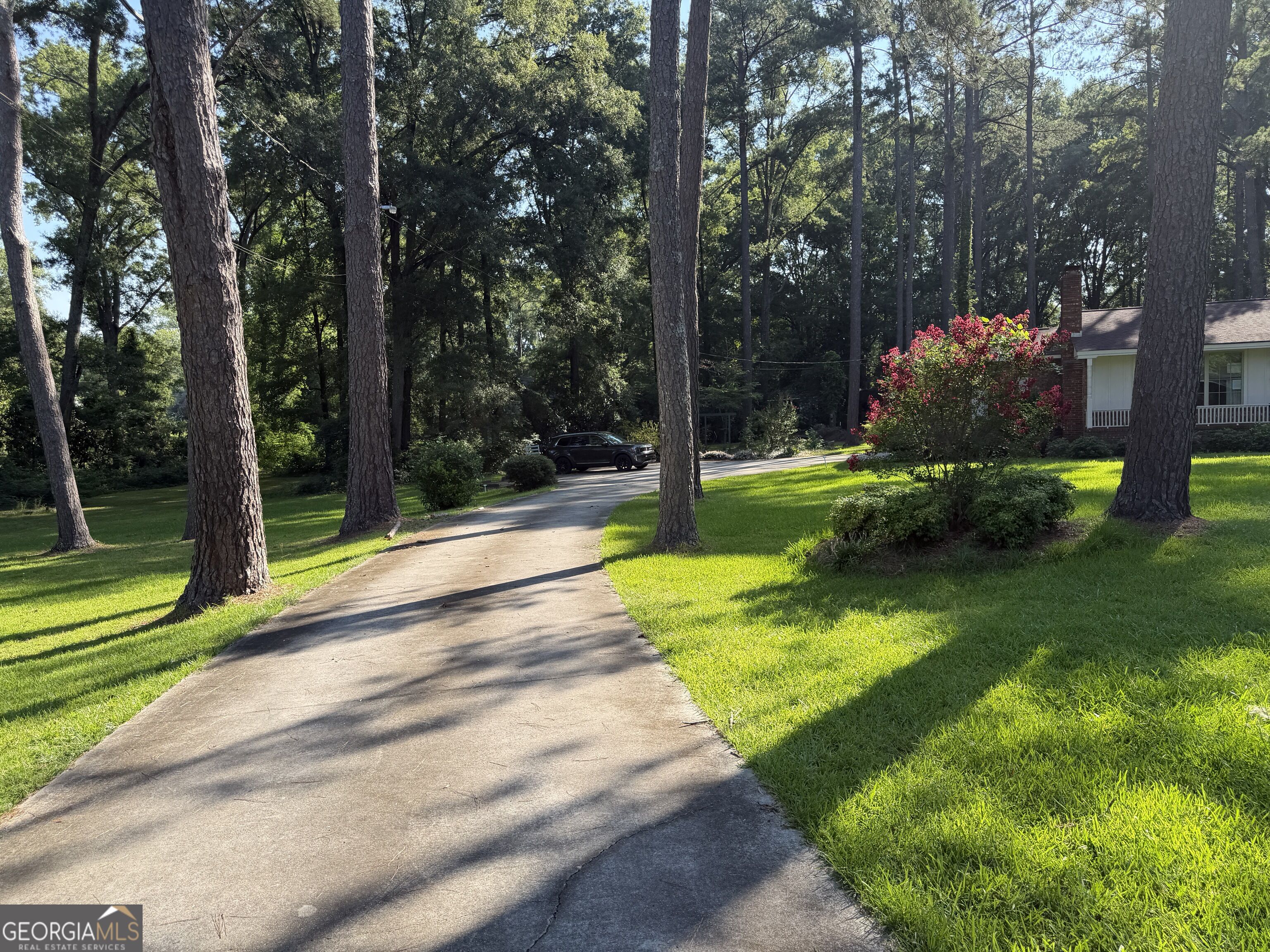 57 Brown Circle Property Photo 2
