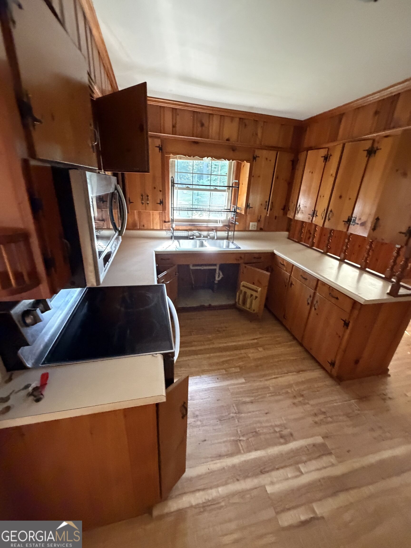 57 Brown Circle Property Photo 6