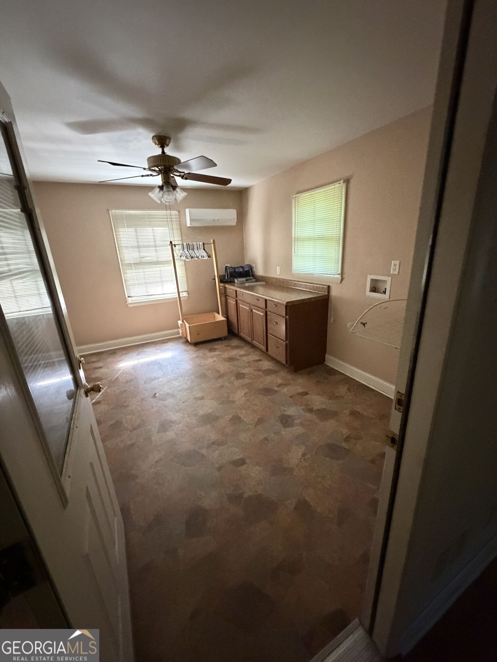 57 Brown Circle Property Photo 10