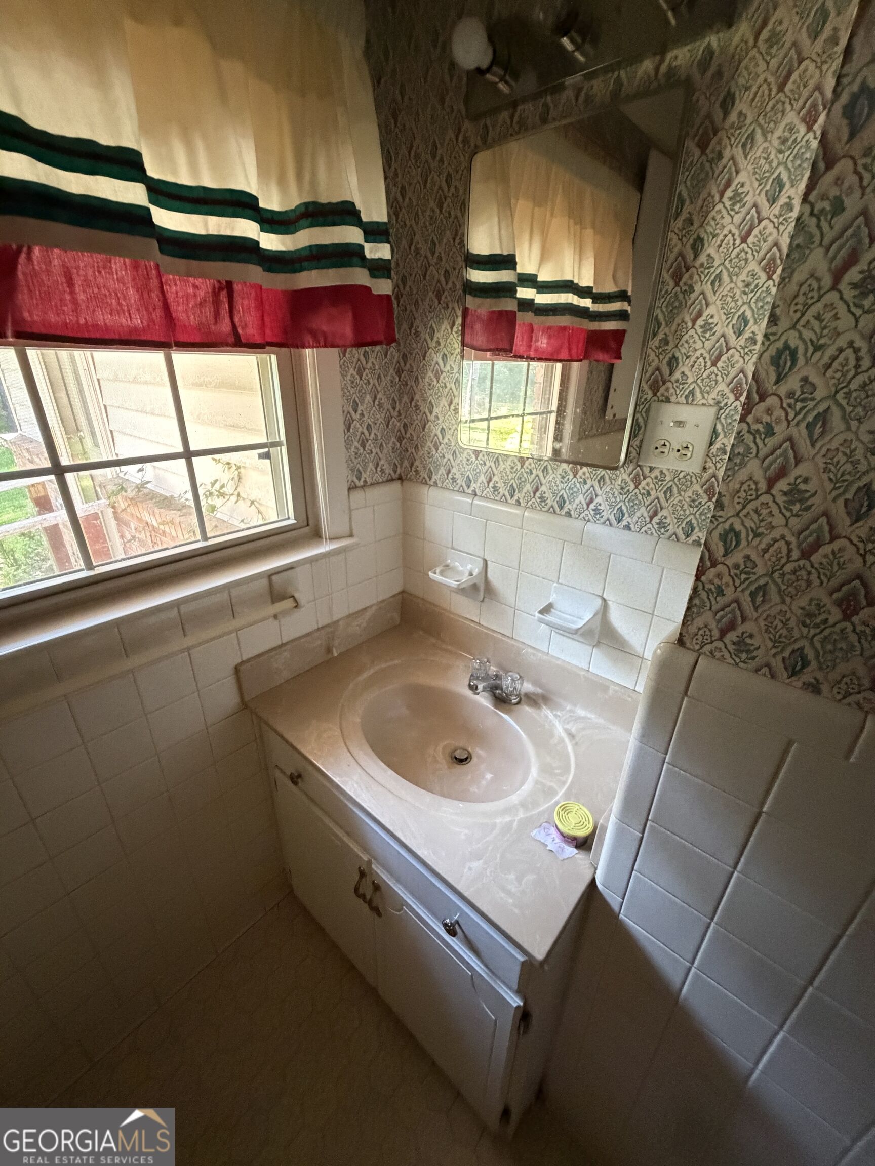 57 Brown Circle Property Photo 16