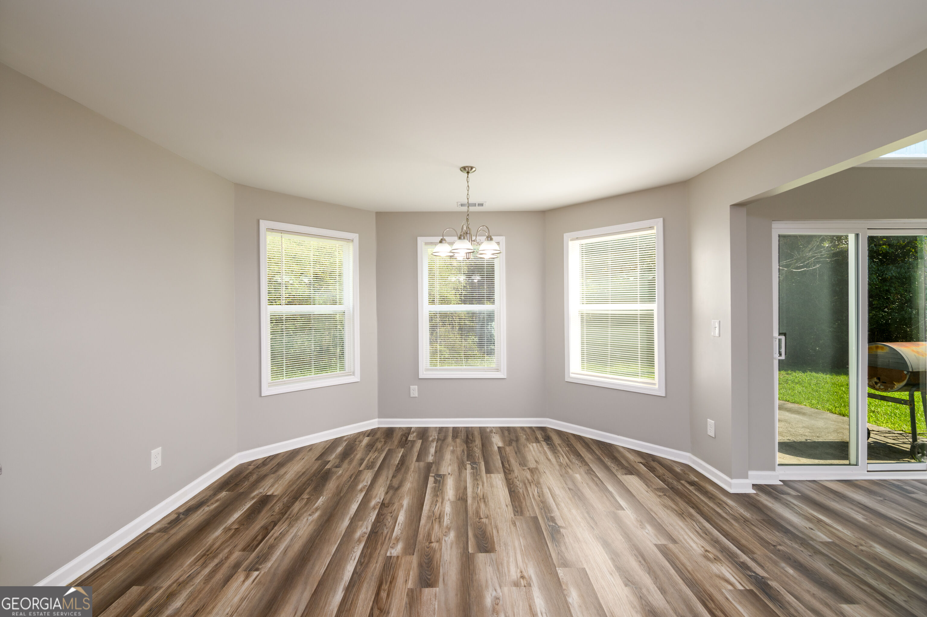 6550 Browns Mill Ferry Drive Property Photo 13