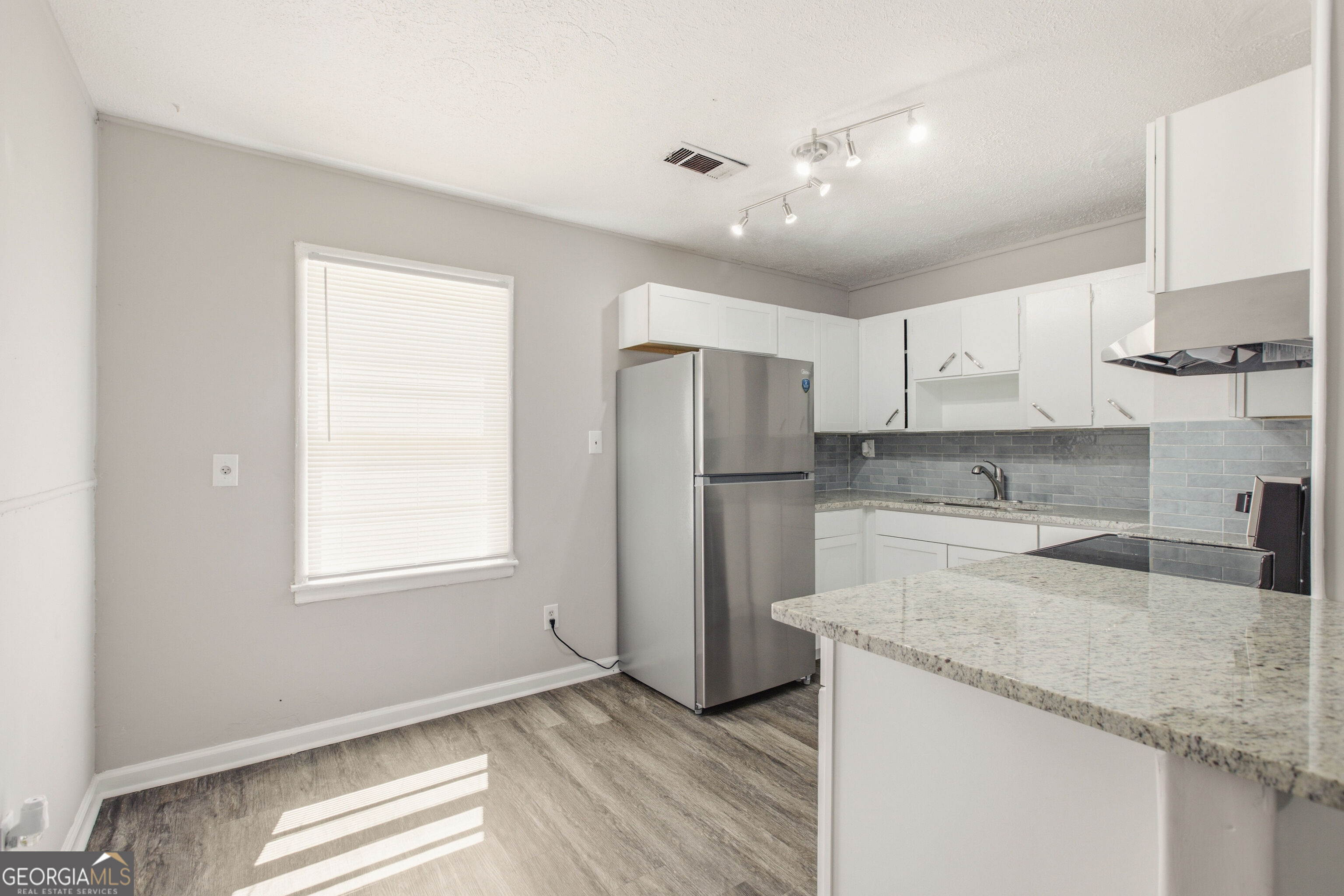1510 Winshire Street Property Photo 5