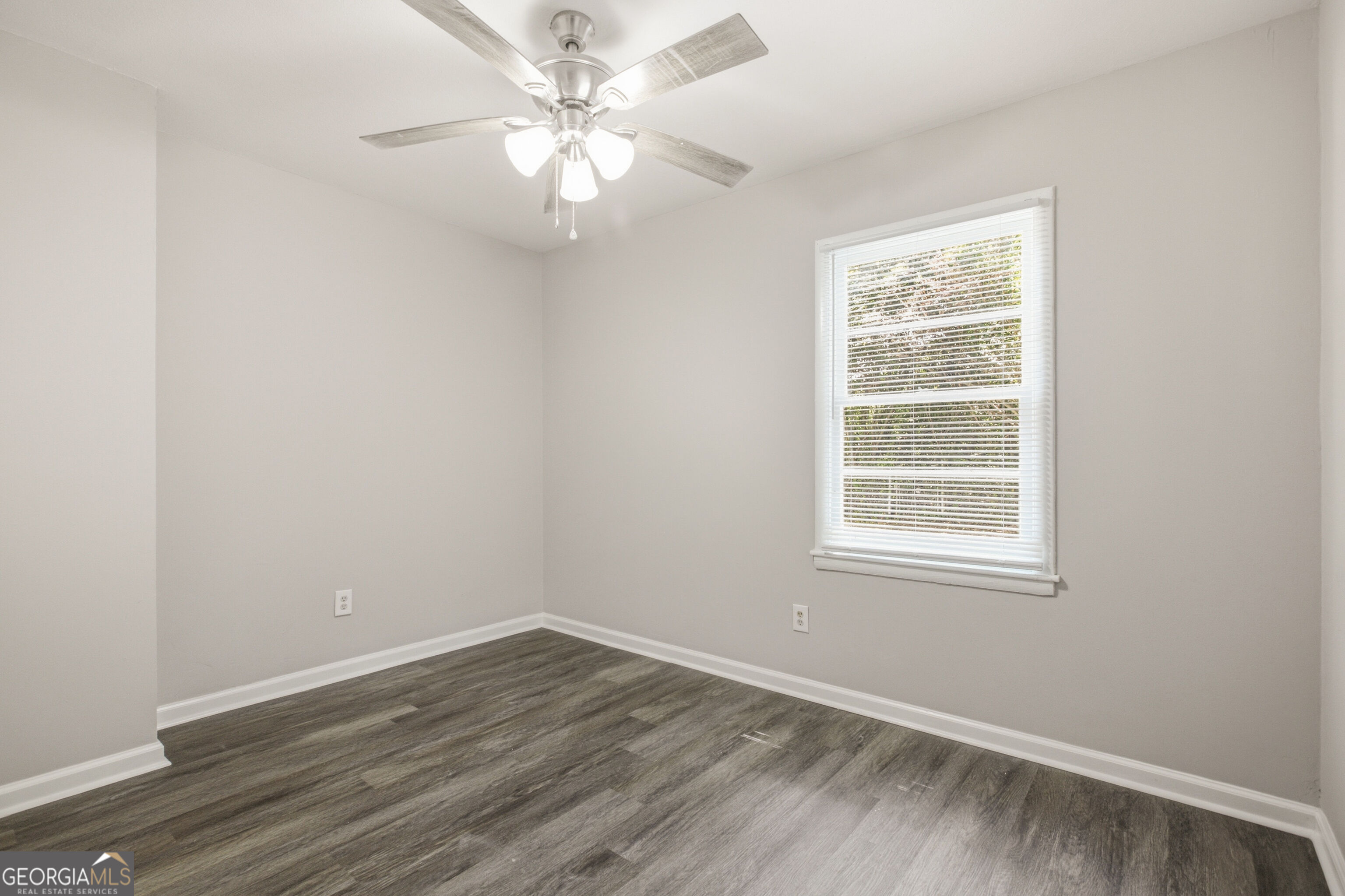 1510 Winshire Street Property Photo 14