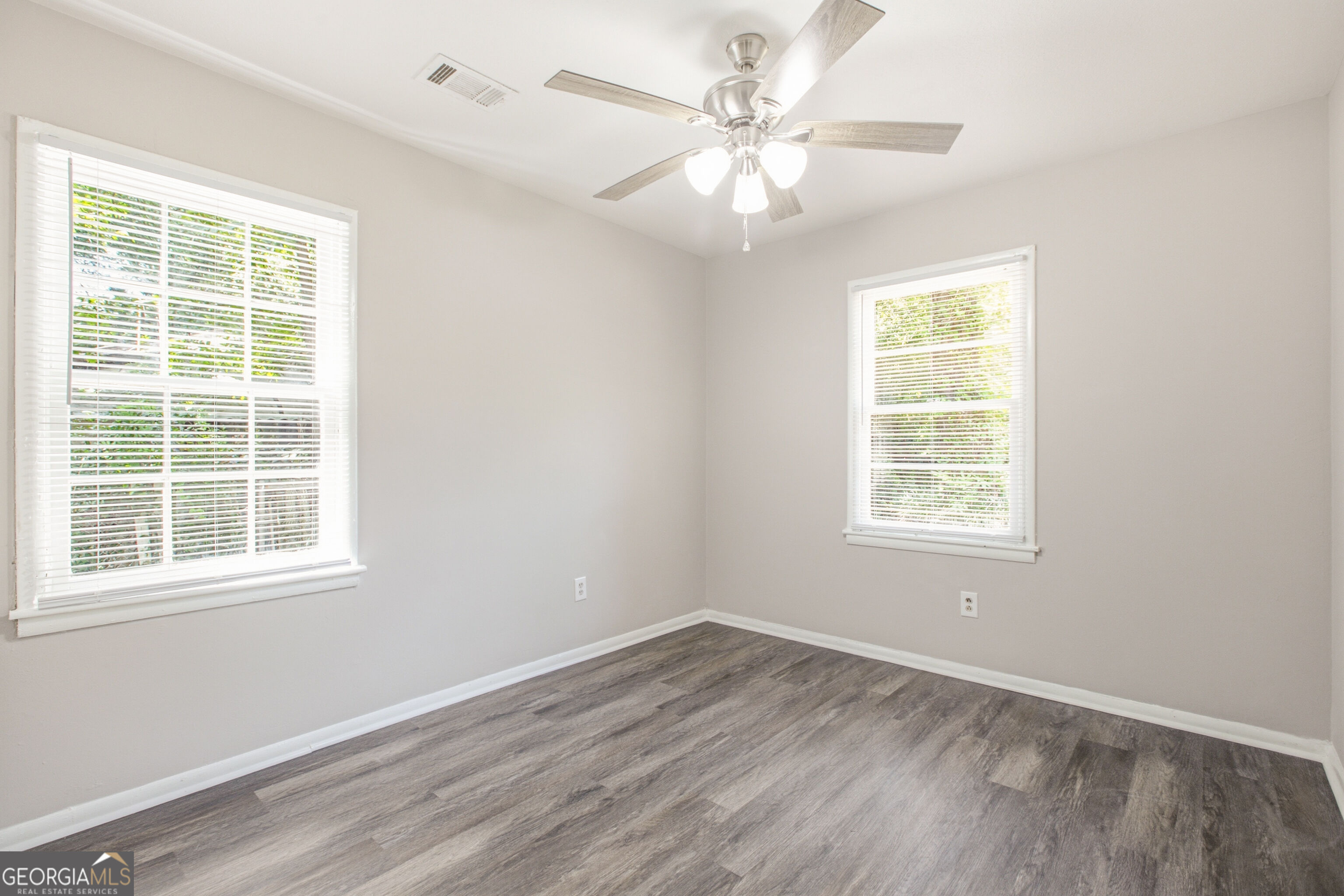 1510 Winshire Street Property Photo 15